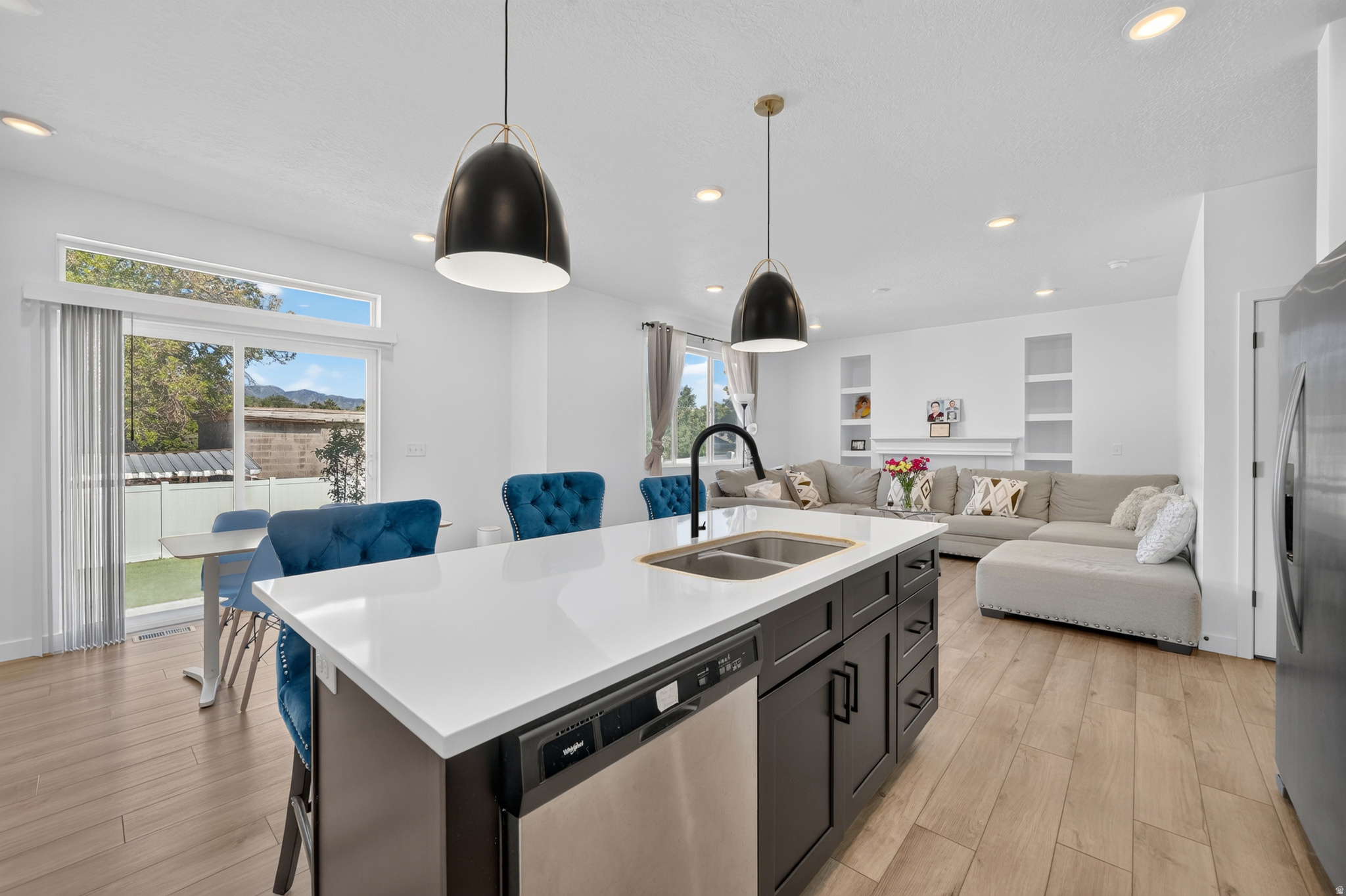 RIVERTON COVE - Residential