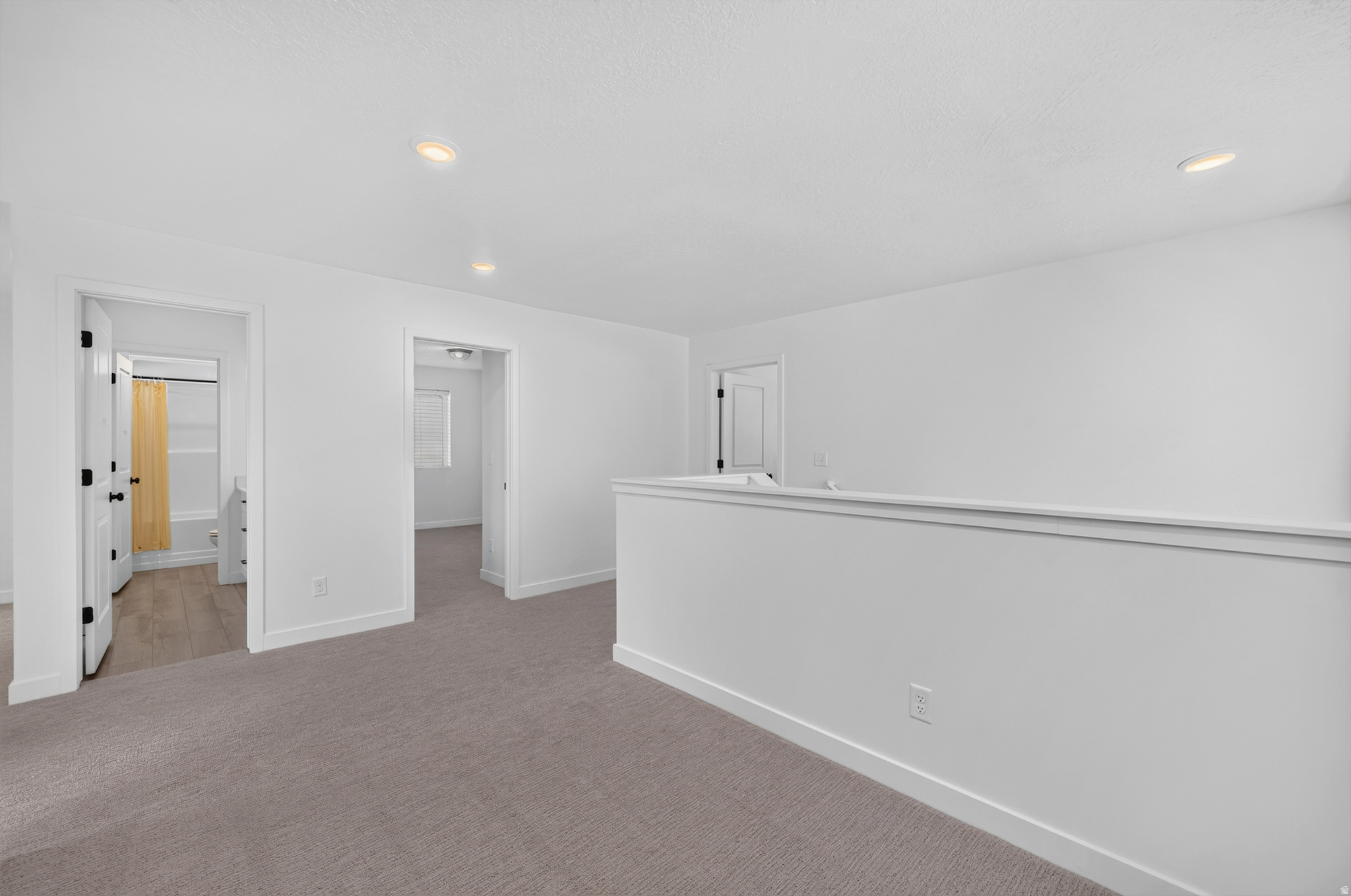 RIVERTON COVE - Residential