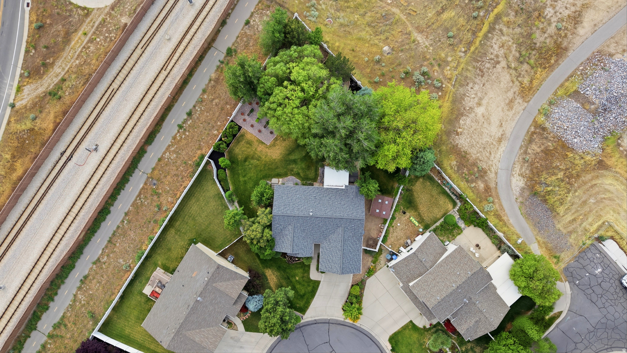 SANDY WILLOWS - Residential