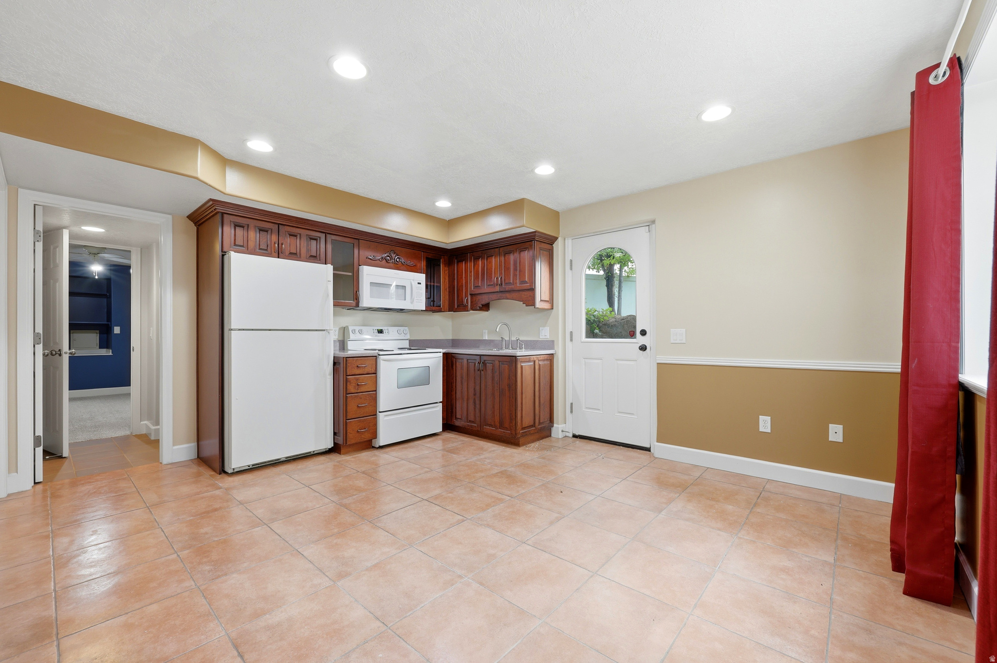 SANDY WILLOWS - Residential