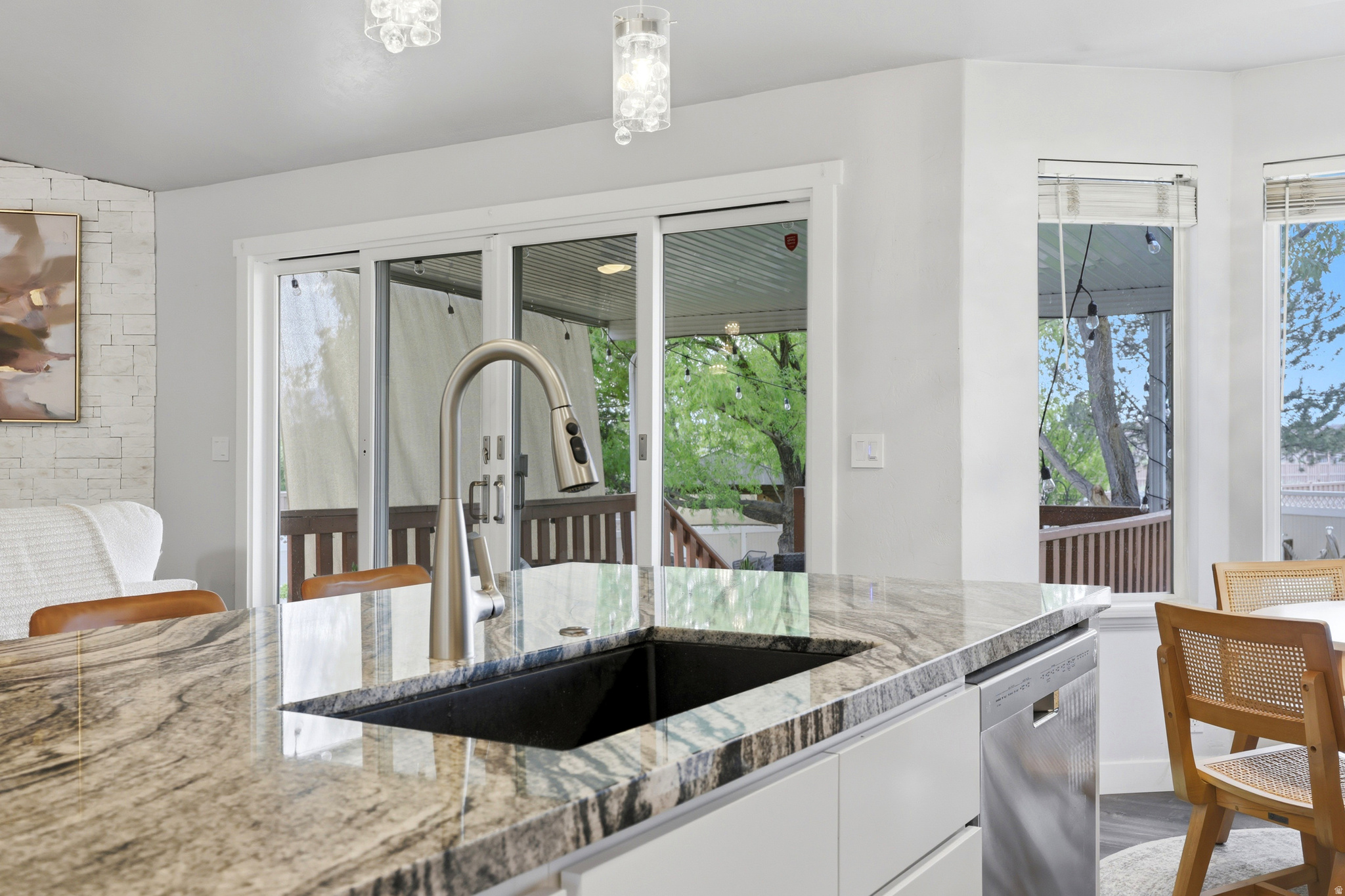 SANDY WILLOWS - Residential
