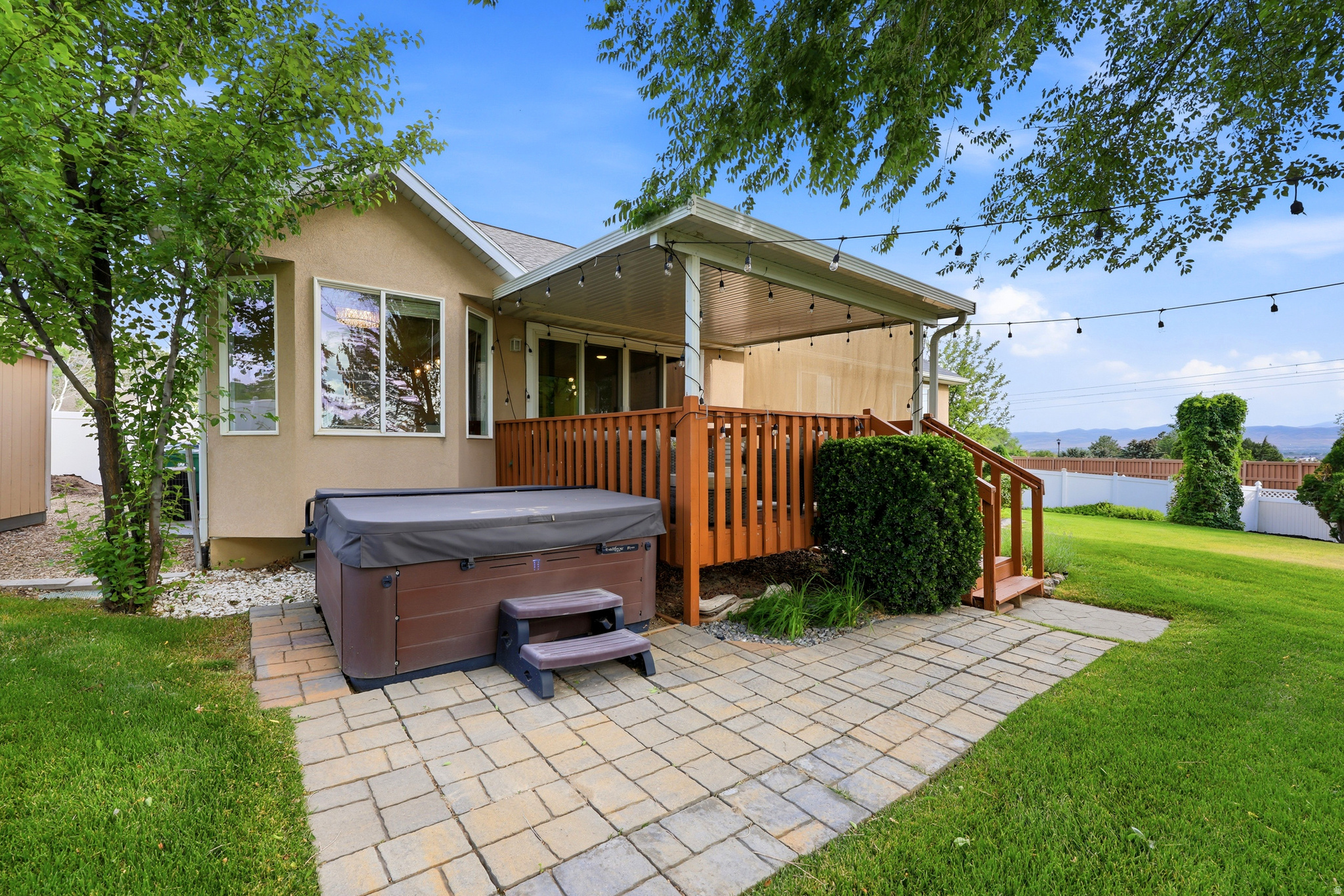 SANDY WILLOWS - Residential