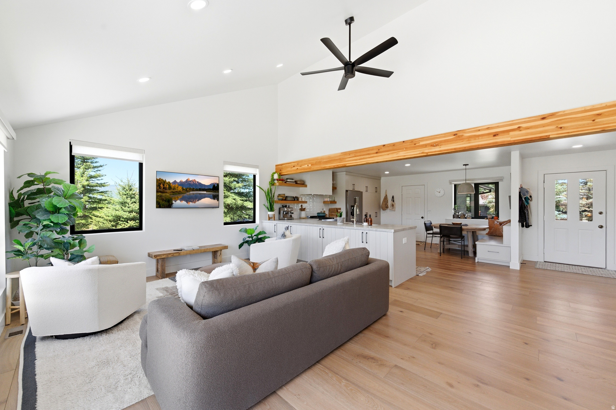 HIGHLAND ESTATES - Residential