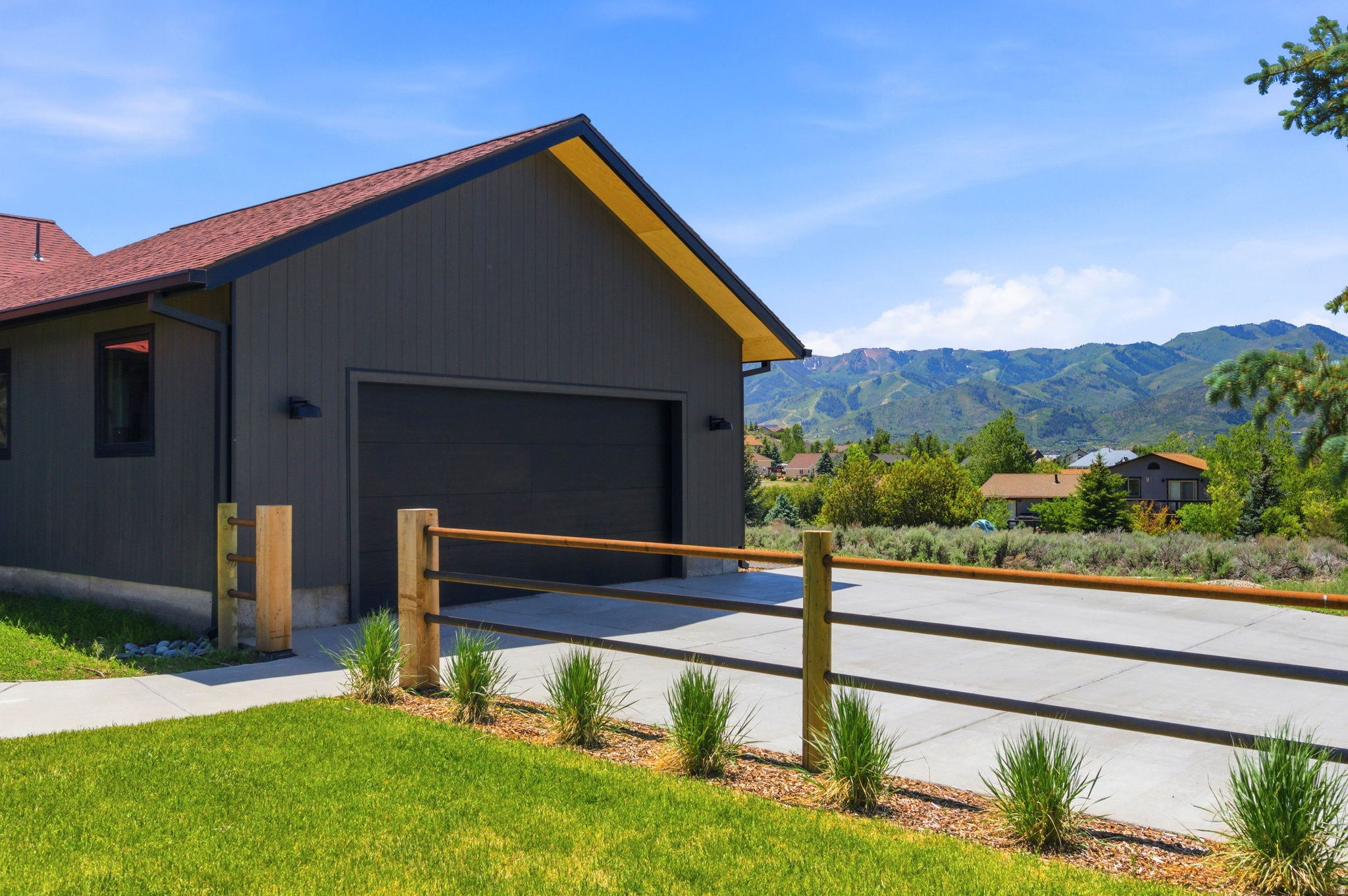 HIGHLAND ESTATES - Residential