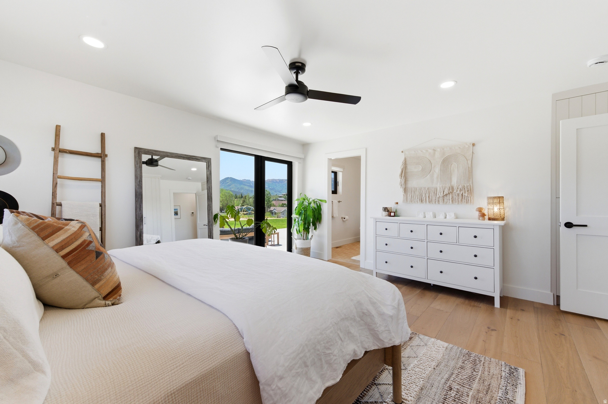HIGHLAND ESTATES - Residential