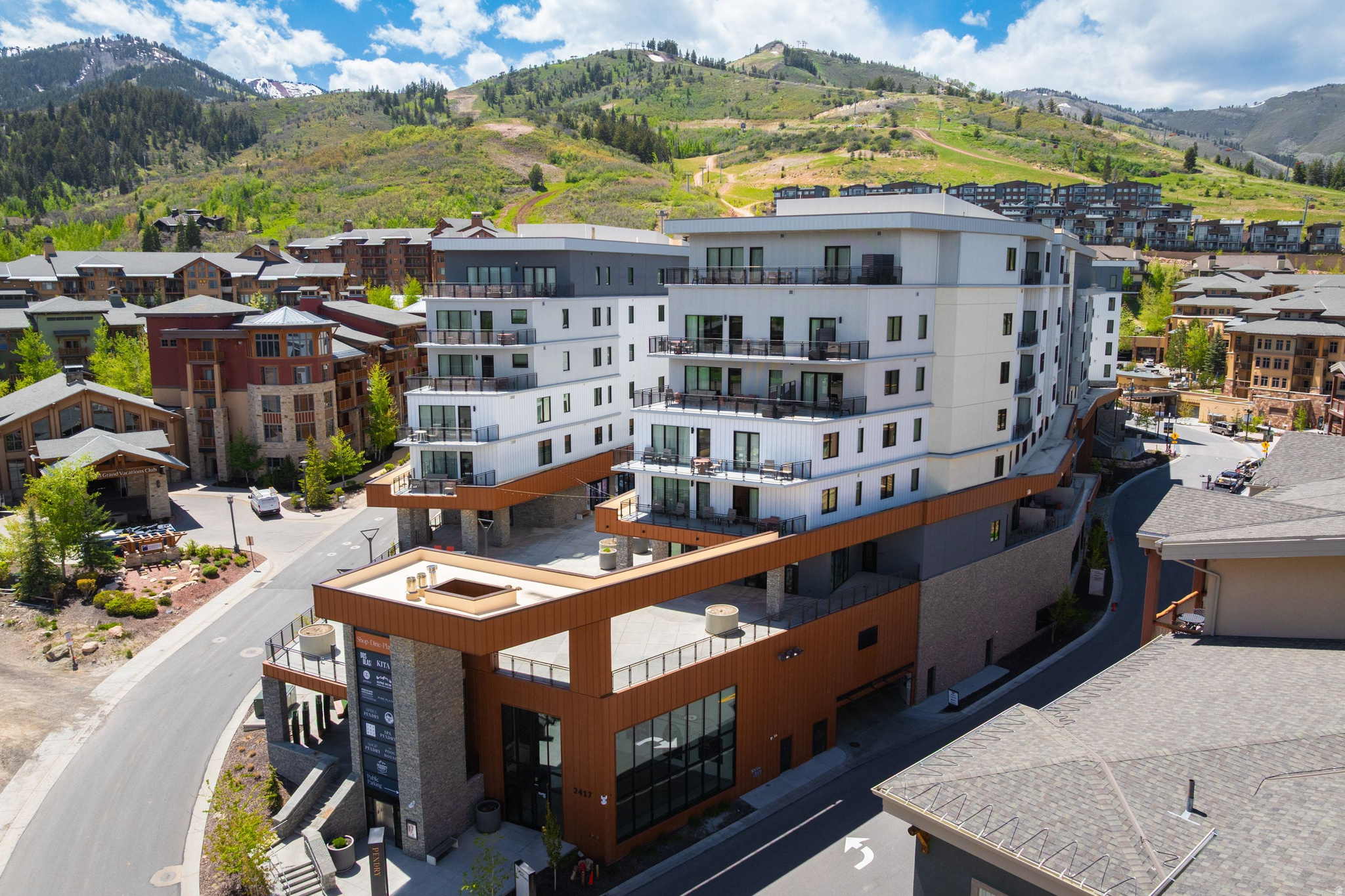 PENDRY RESIDENCES PARK CITY - Residential