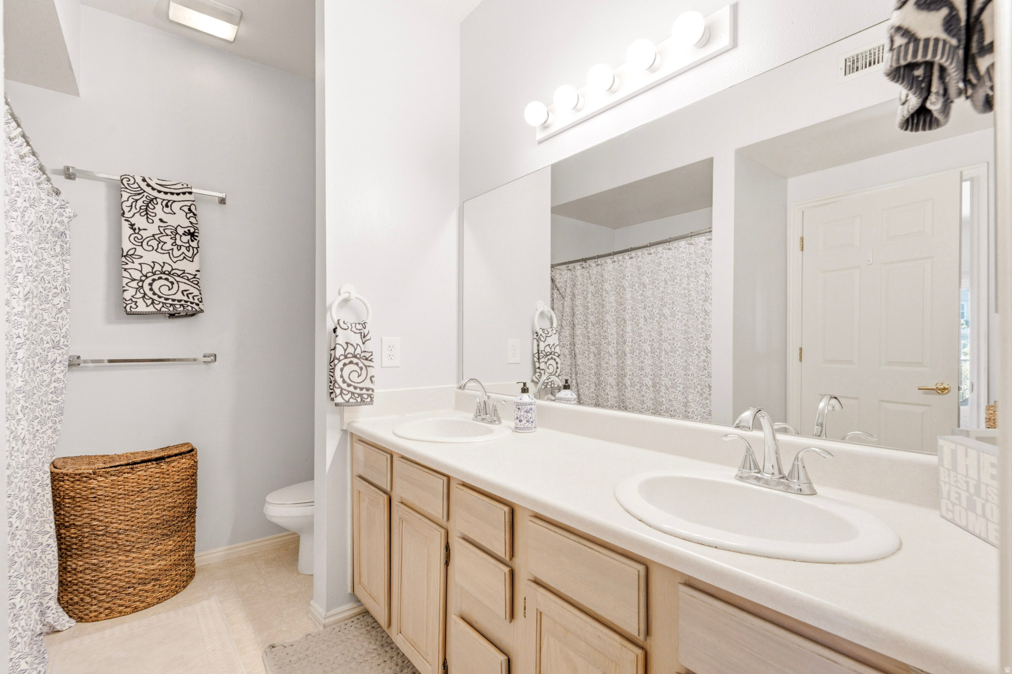 CANYON CREEK CLUB - Residential