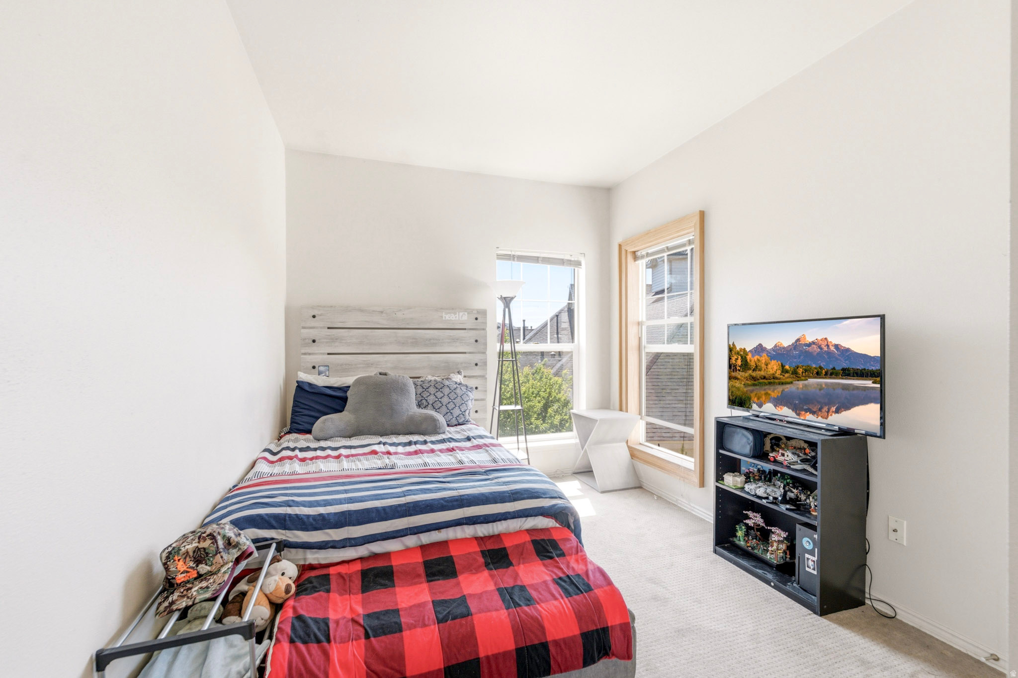 CANYON CREEK CLUB - Residential
