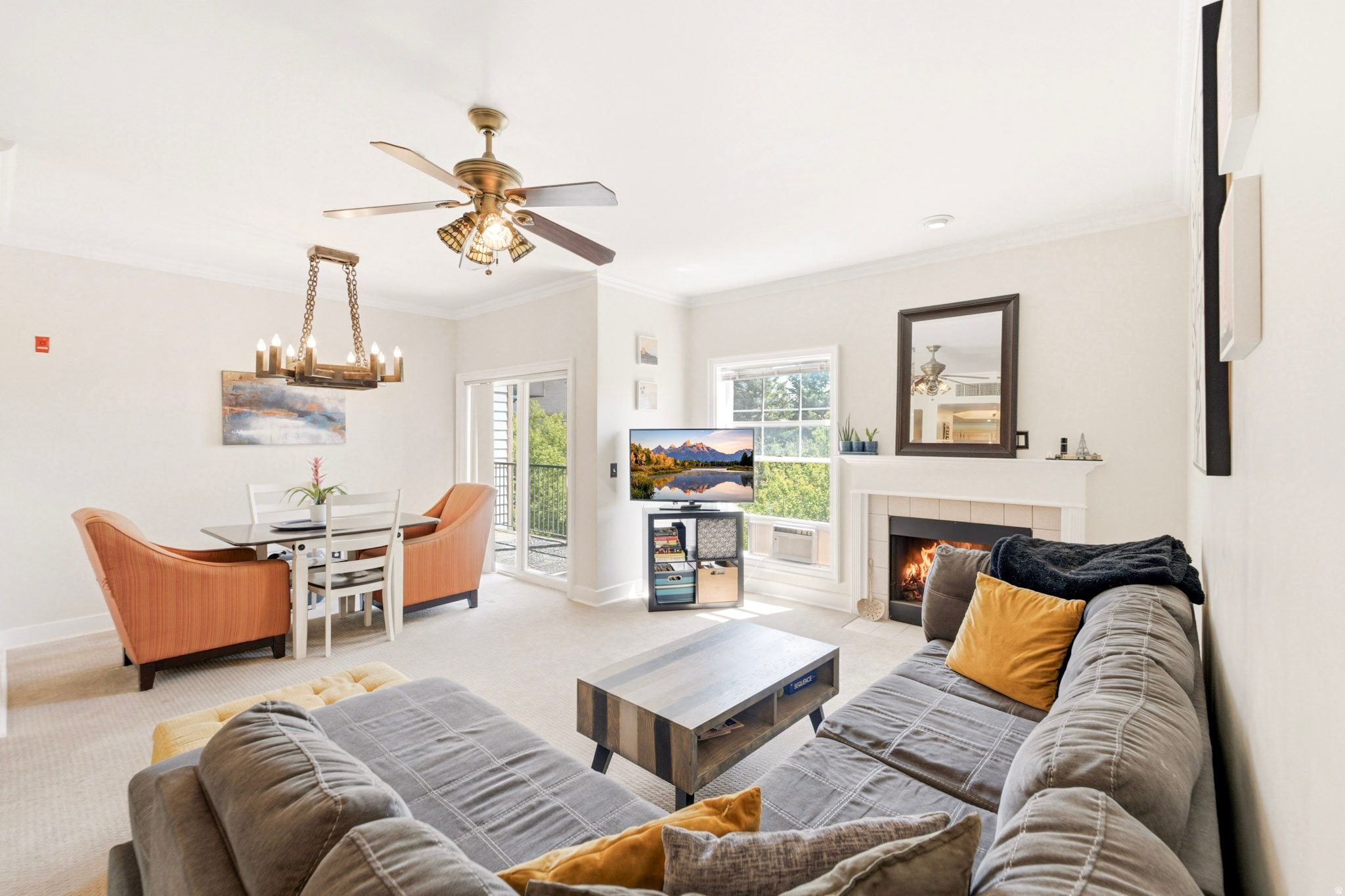 CANYON CREEK CLUB - Residential