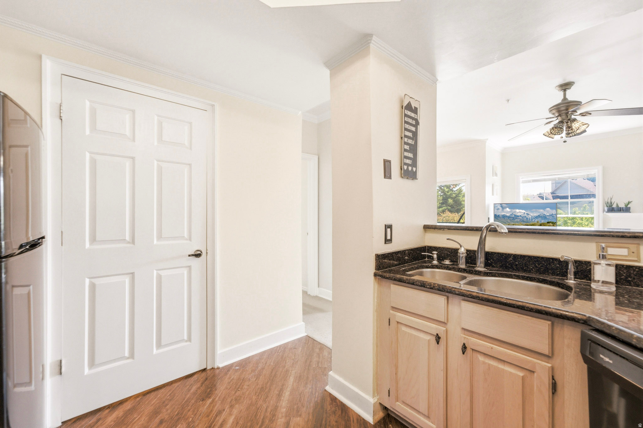 CANYON CREEK CLUB - Residential