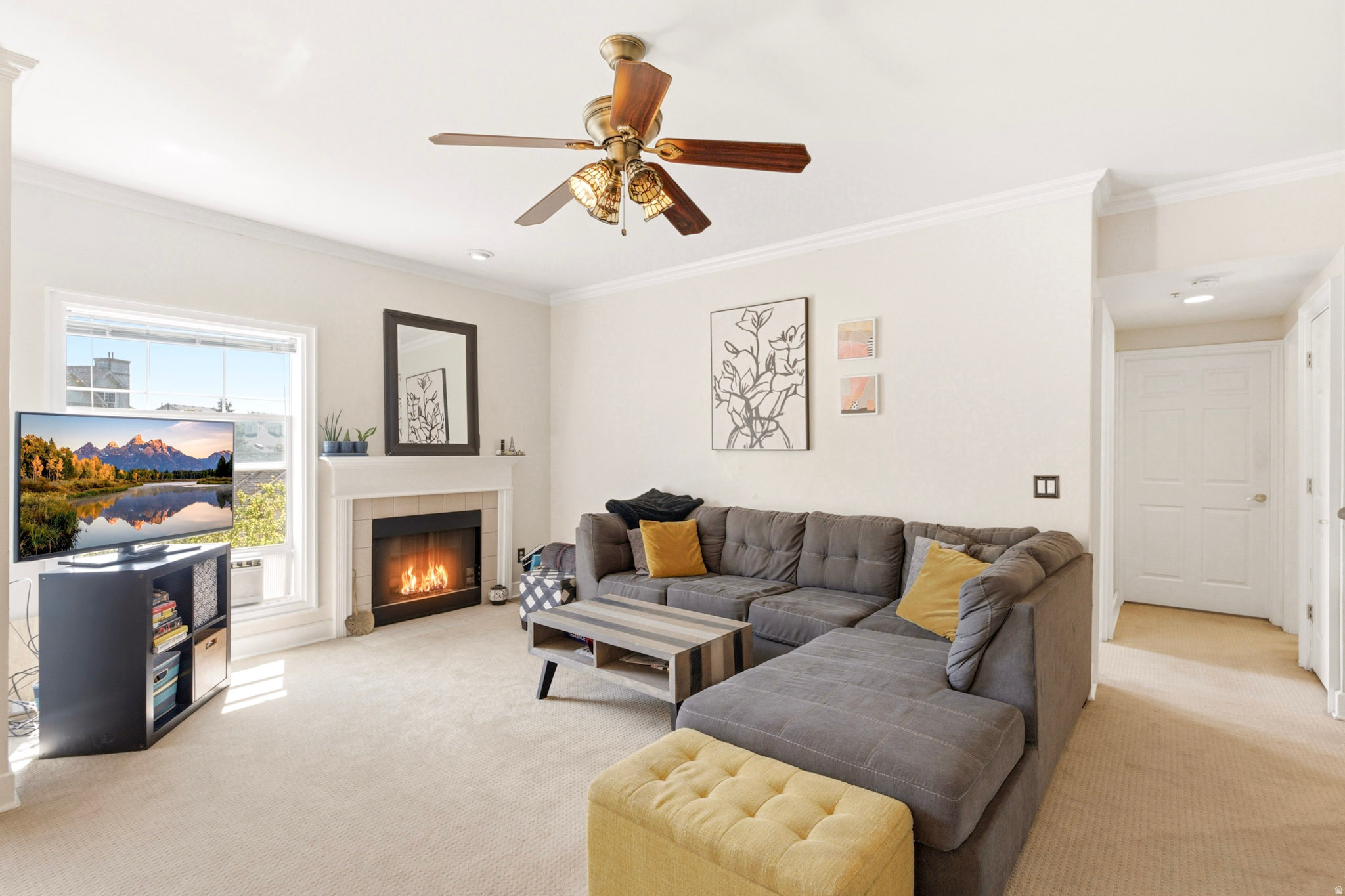 CANYON CREEK CLUB - Residential
