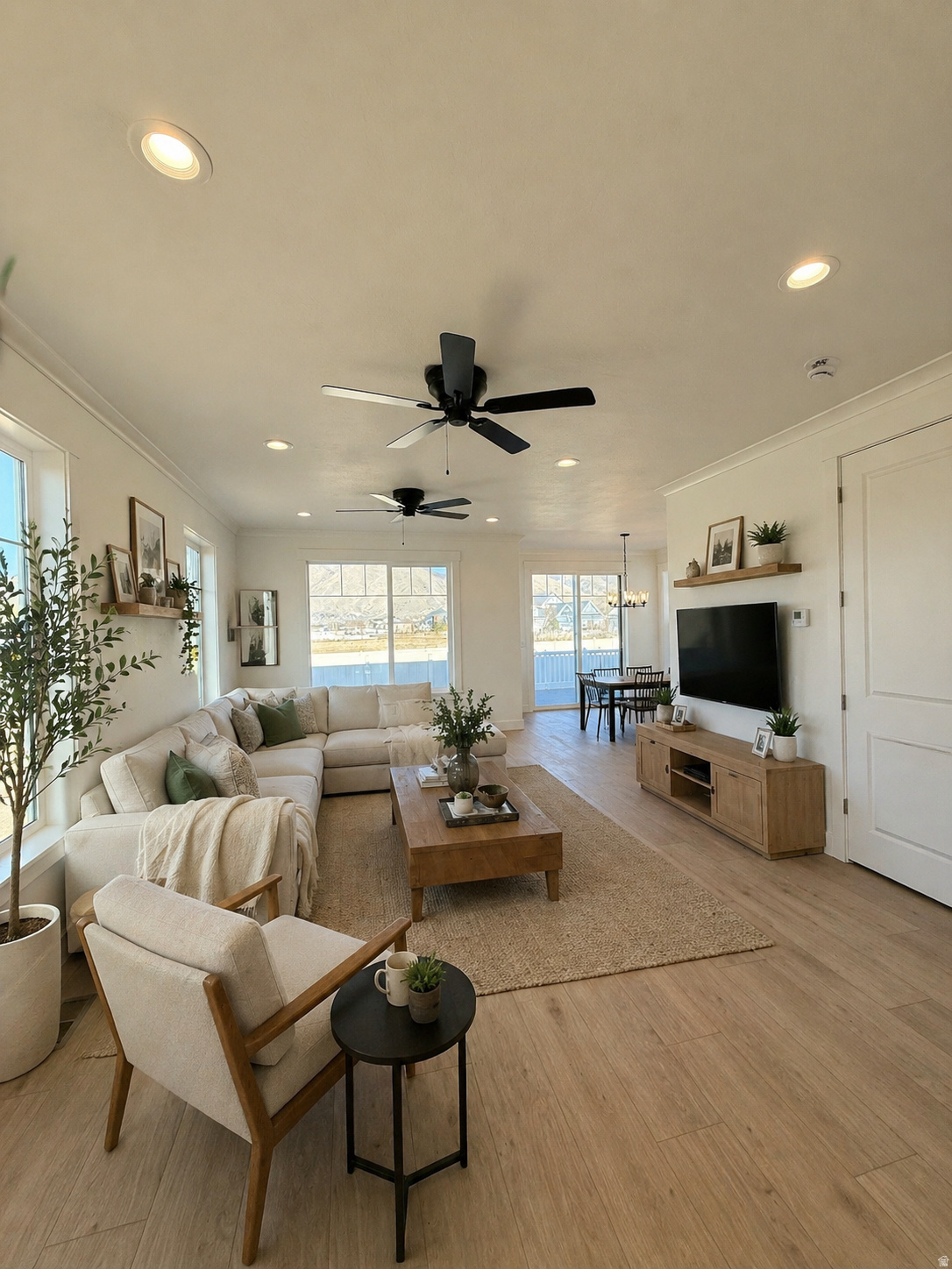 WHISPER ROCK PUD - Residential