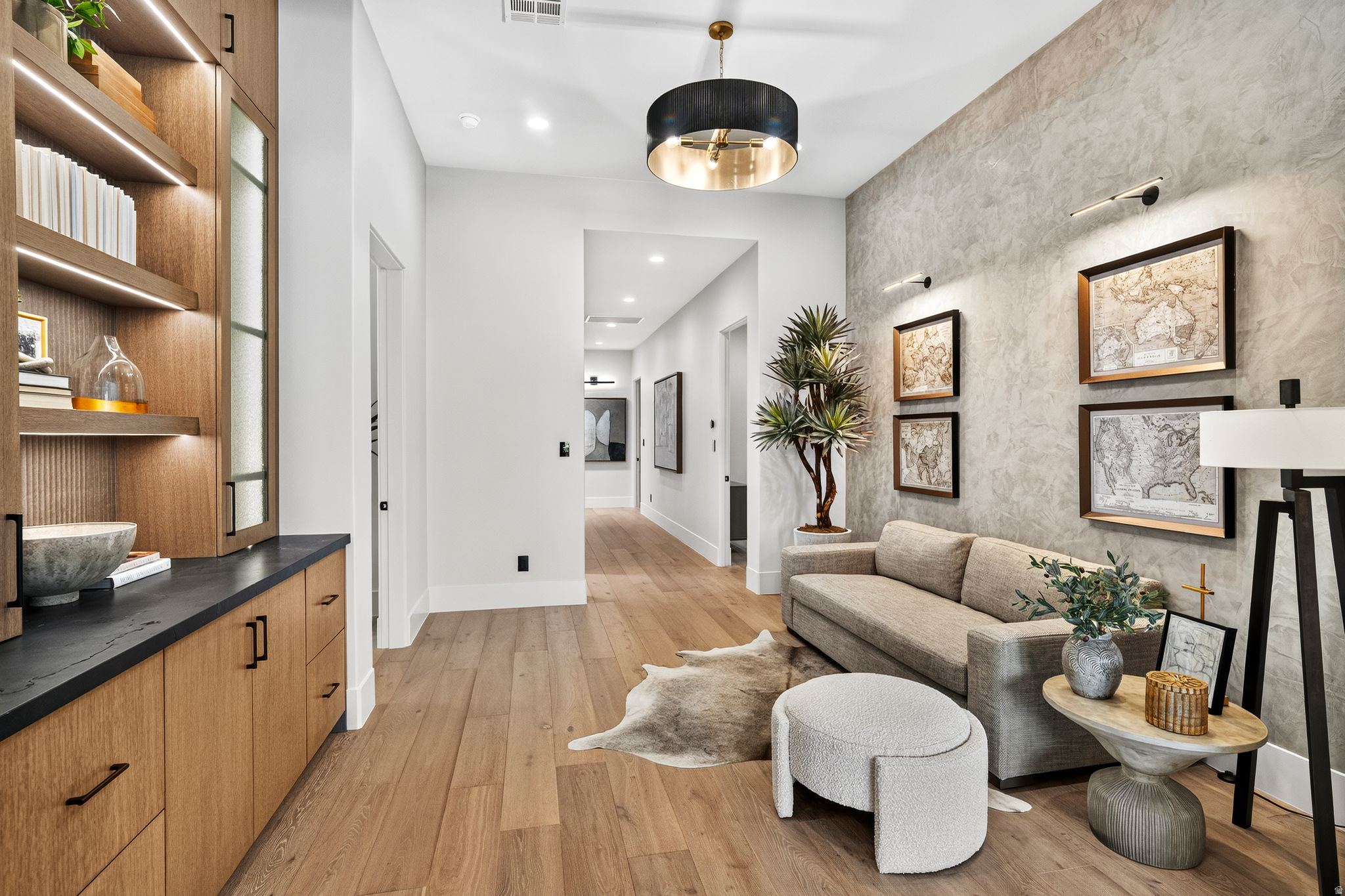 STONE CLIFF PH 17 - Residential
