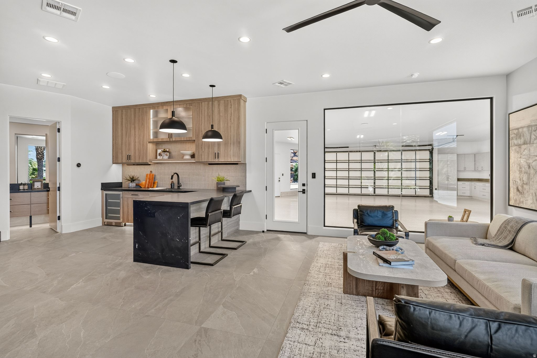 STONE CLIFF PH 17 - Residential