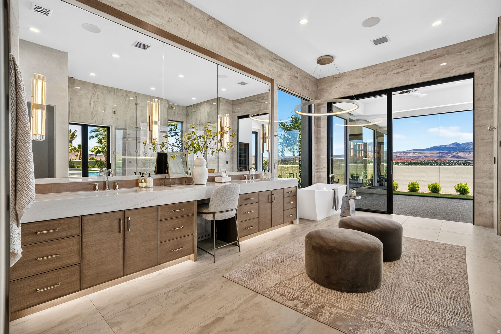 STONE CLIFF PH 17 - Residential