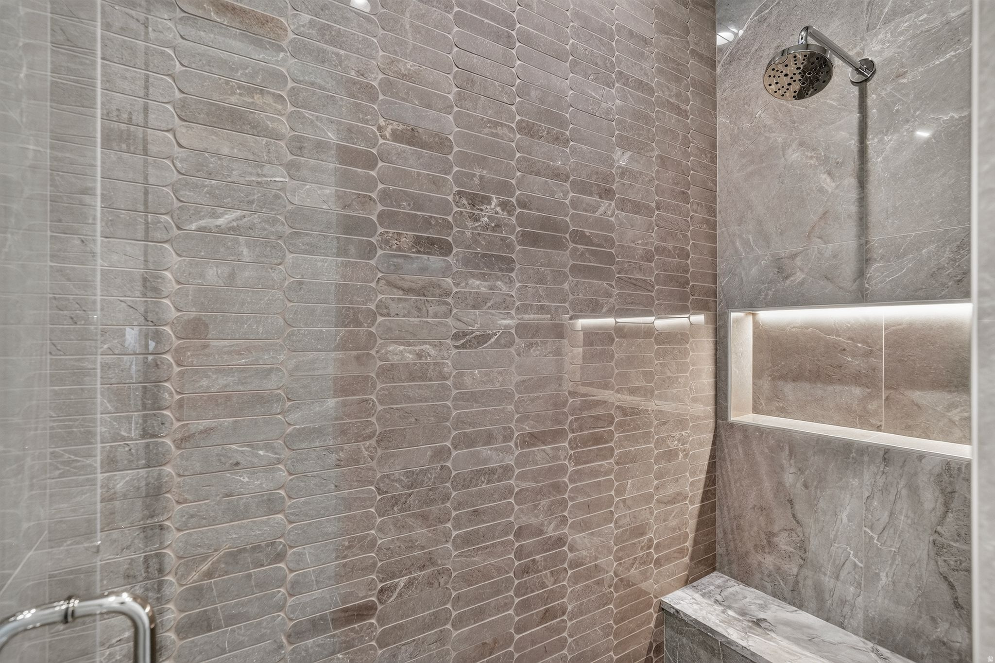 STONE CLIFF PH 17 - Residential