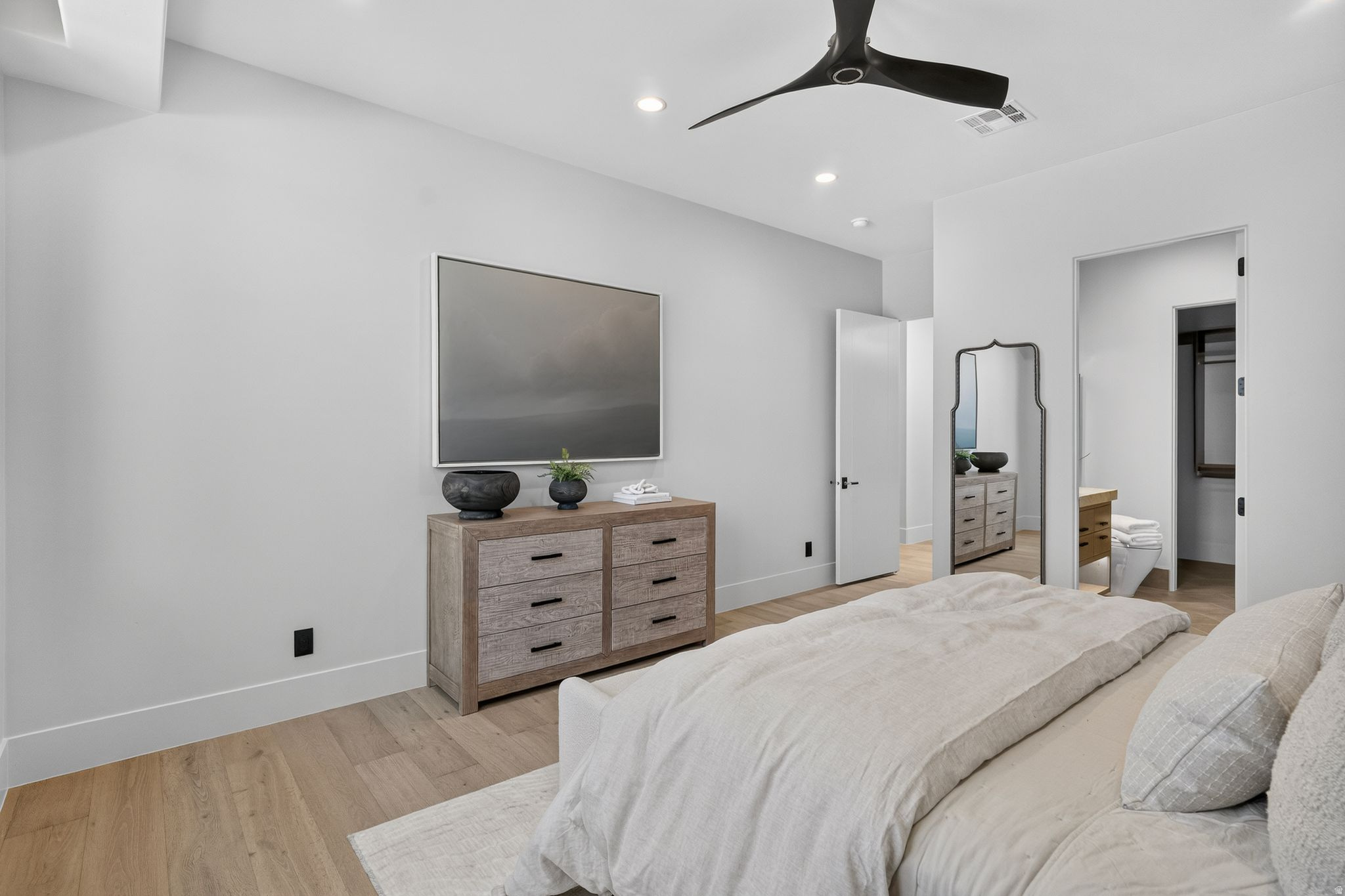 STONE CLIFF PH 17 - Residential