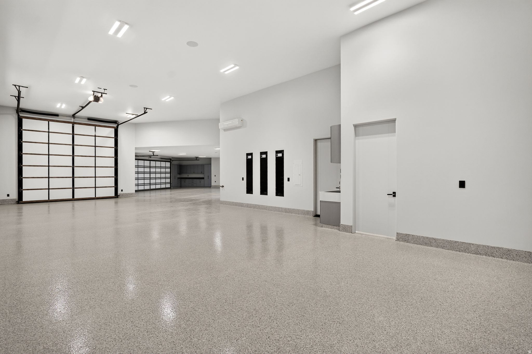 STONE CLIFF PH 17 - Residential