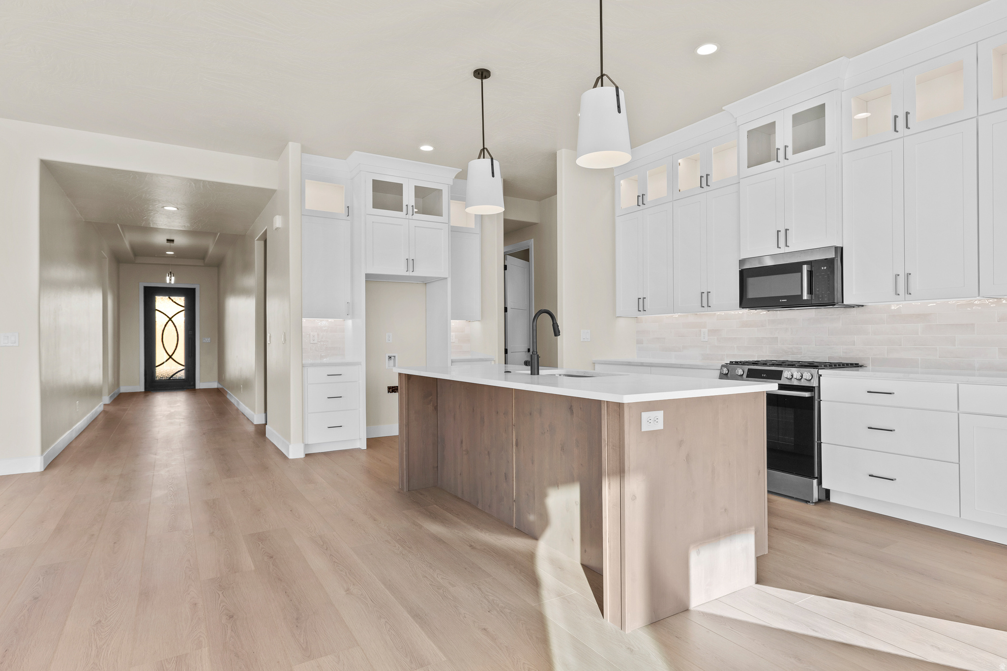 ZIONS GATE - Residential