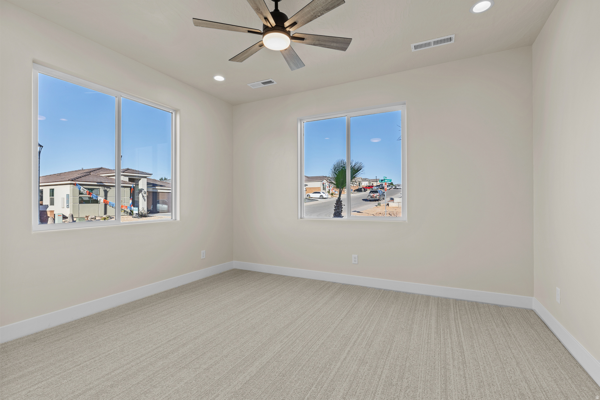 ZIONS GATE - Residential