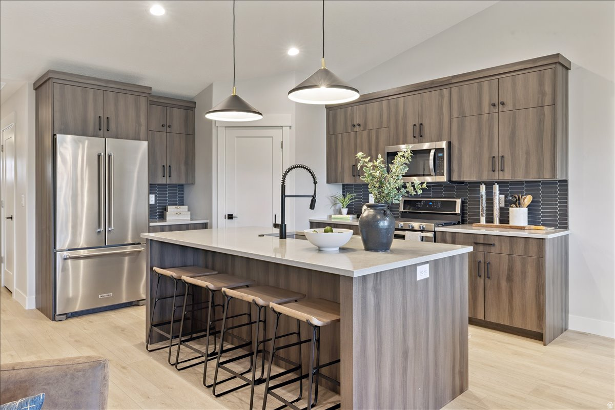 SADIE'S GLENN - Residential