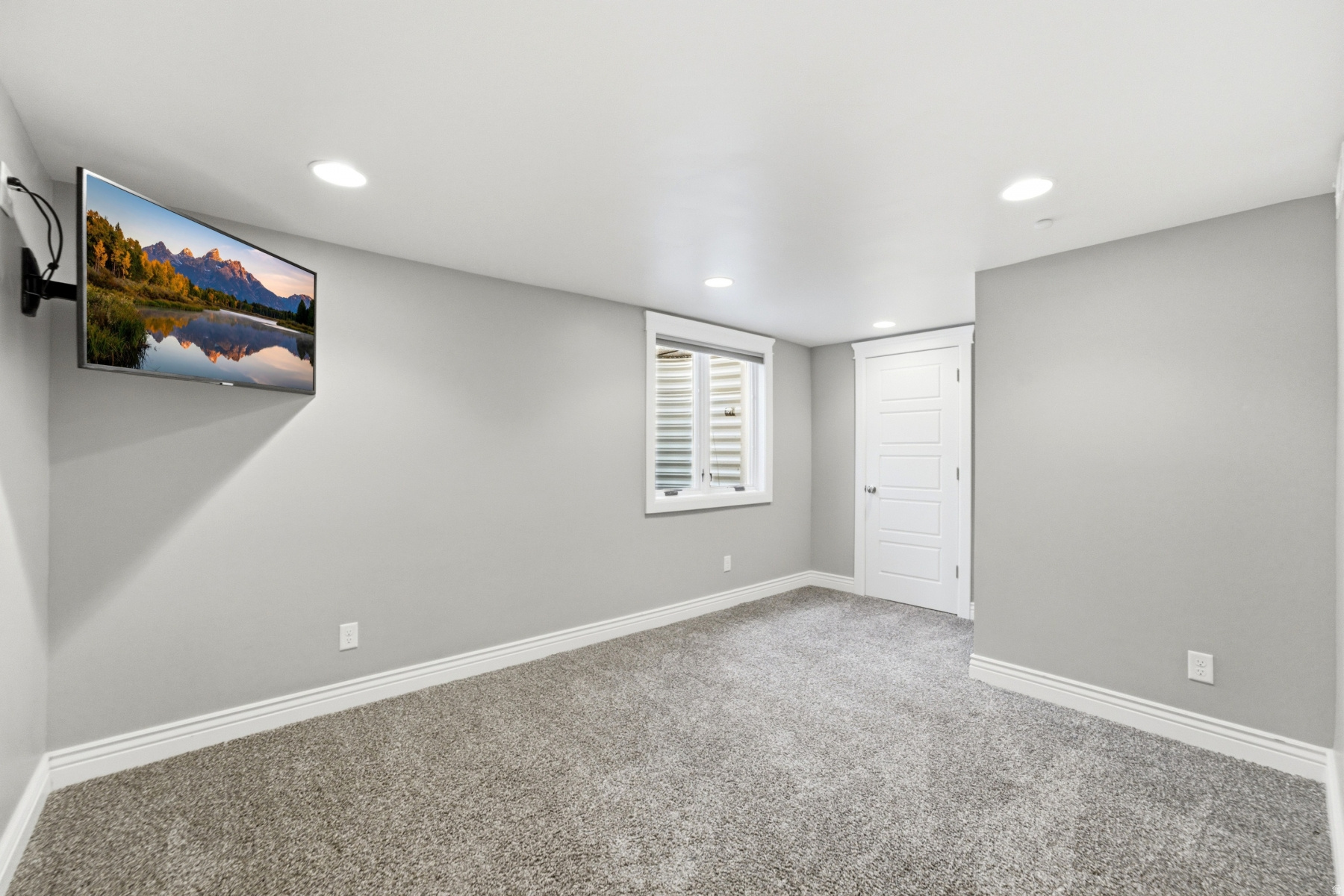 YALECREST - Residential
