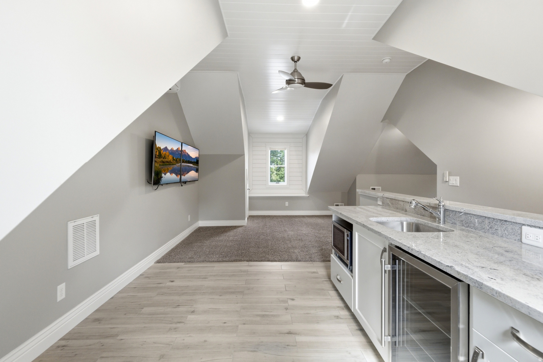 YALECREST - Residential