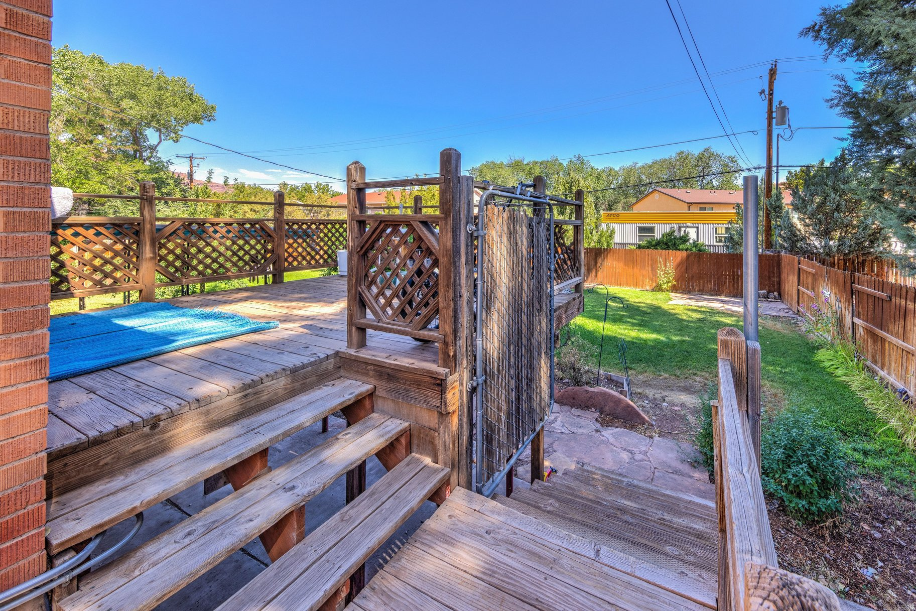 MOUNTAIN VIEW - Residential