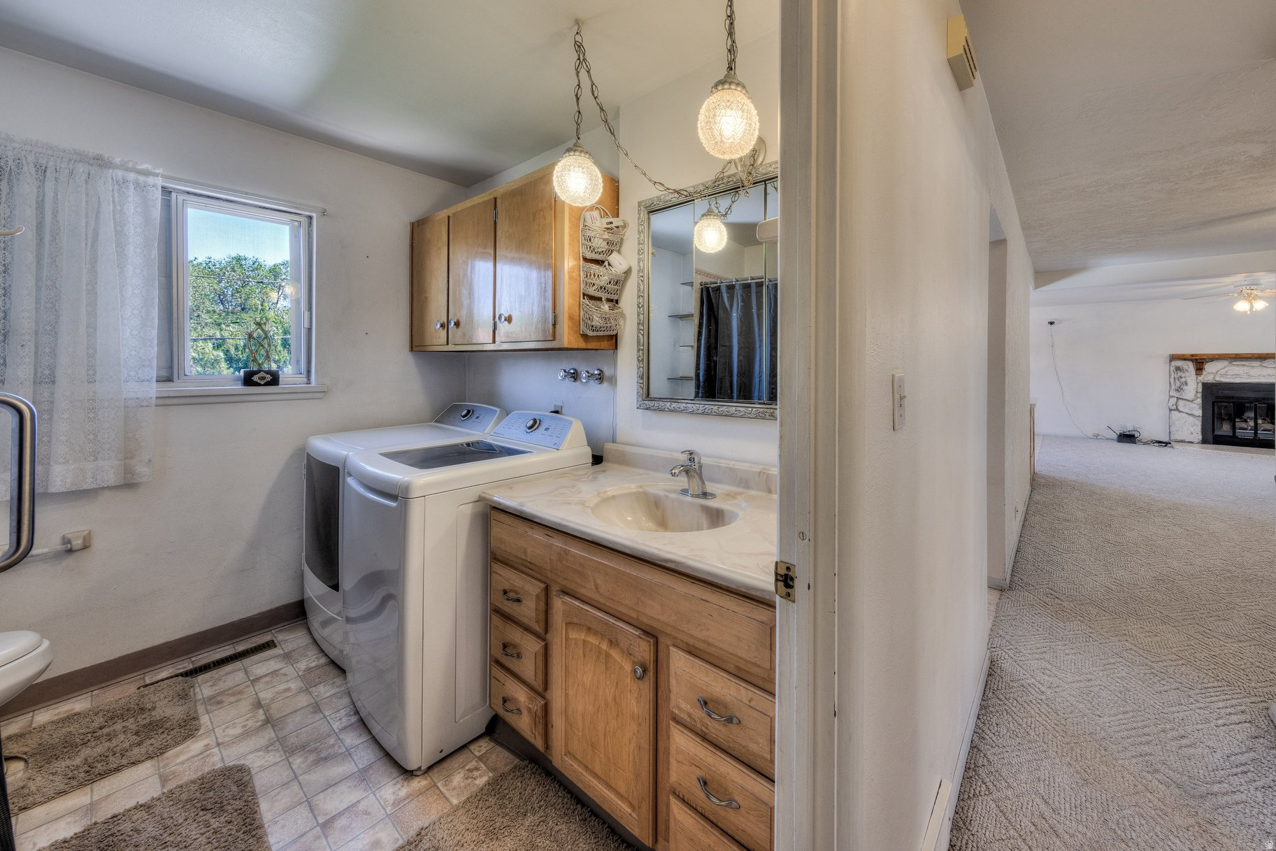 MOUNTAIN VIEW - Residential