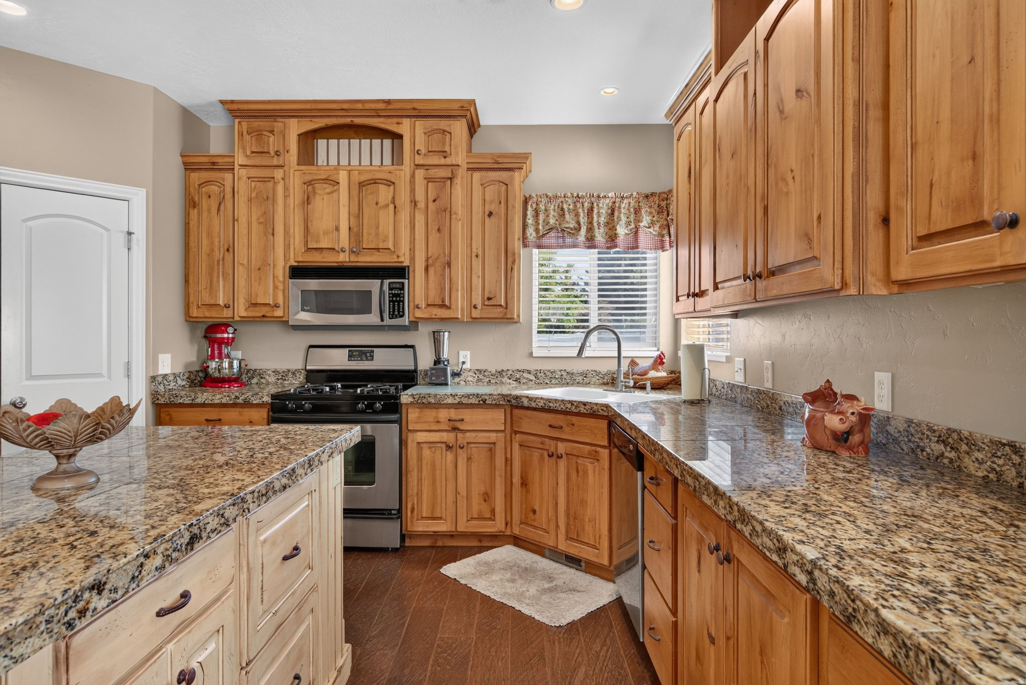 BROOKSIDE - Residential