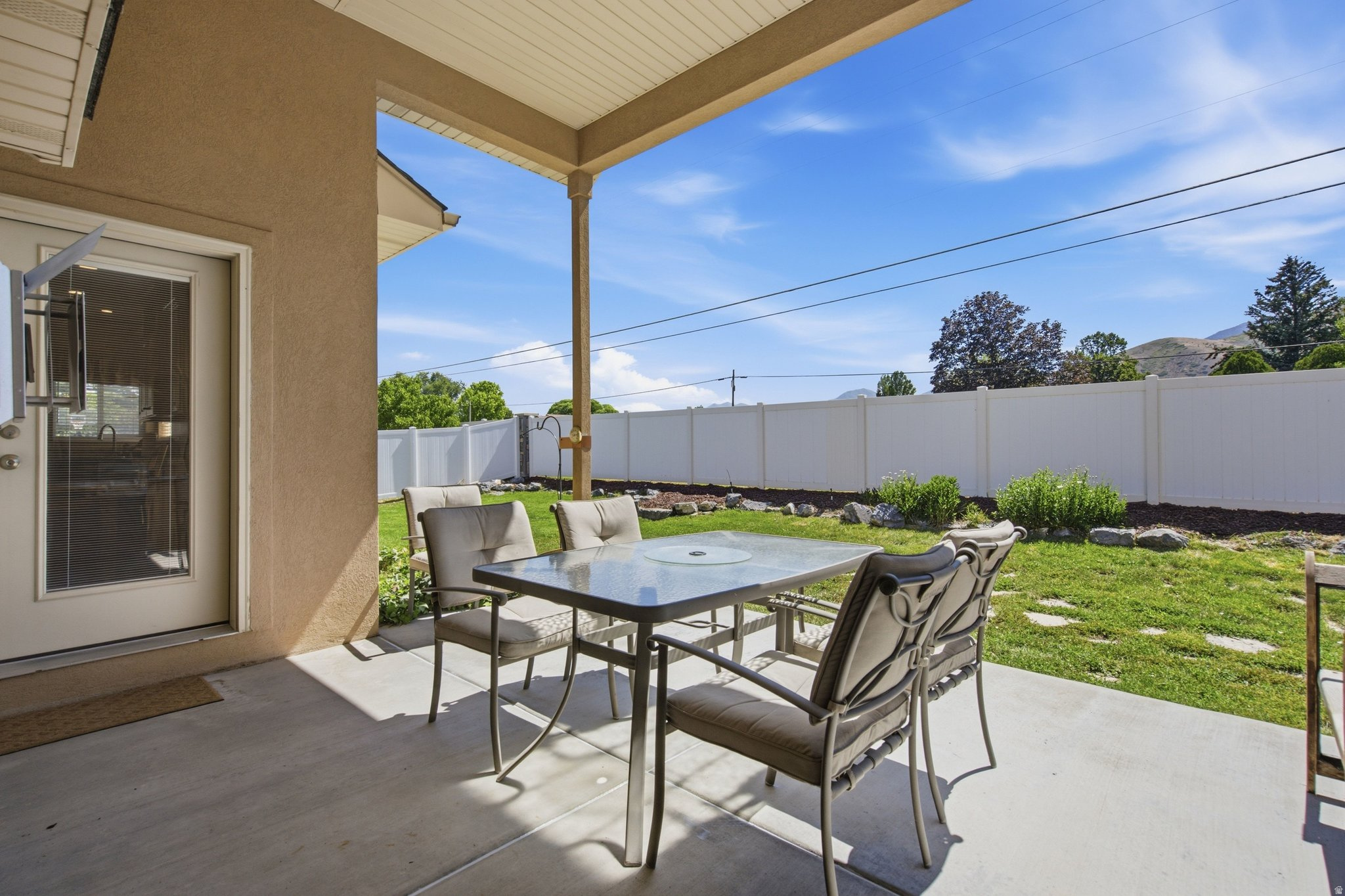 BROOKSIDE - Residential