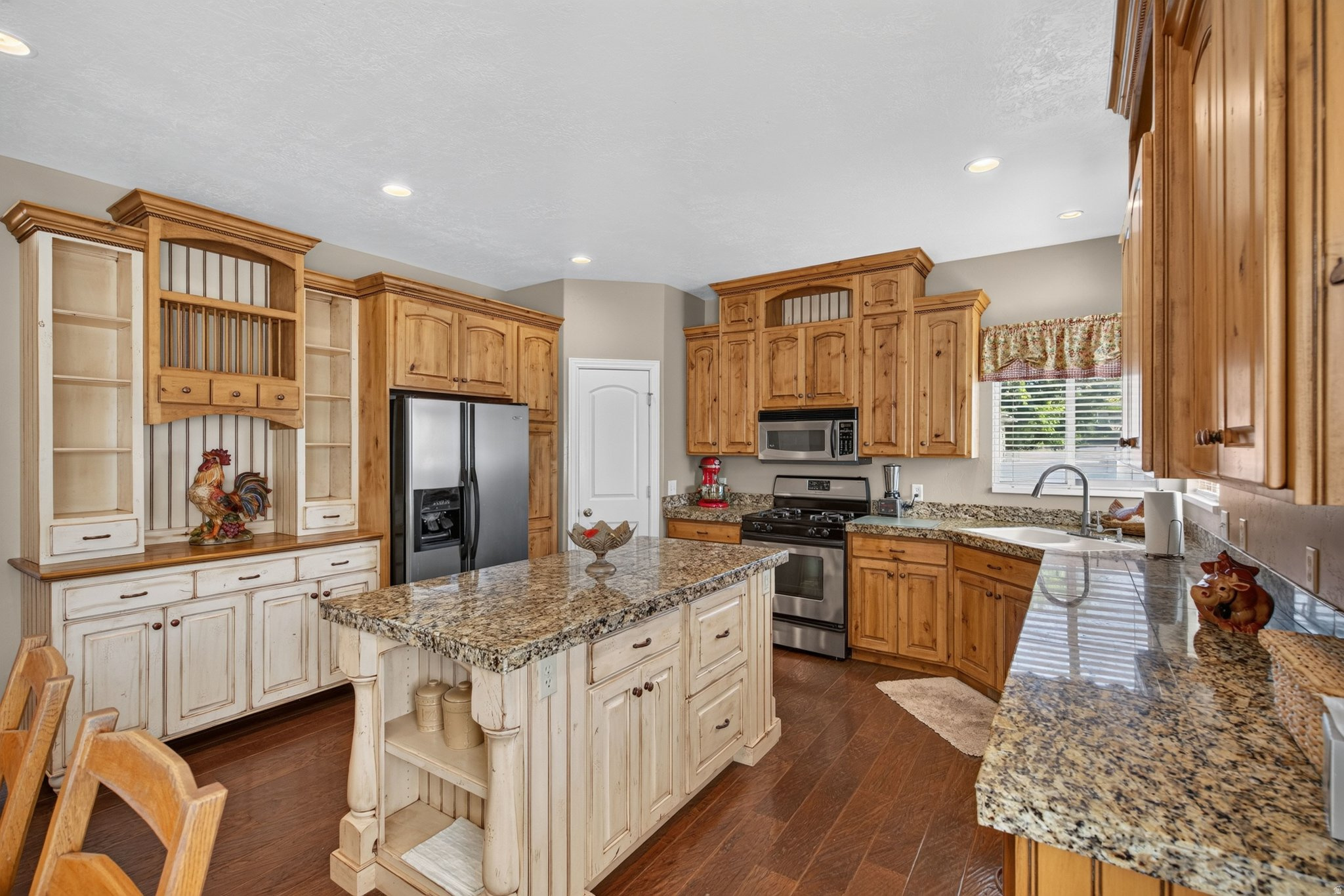 BROOKSIDE - Residential