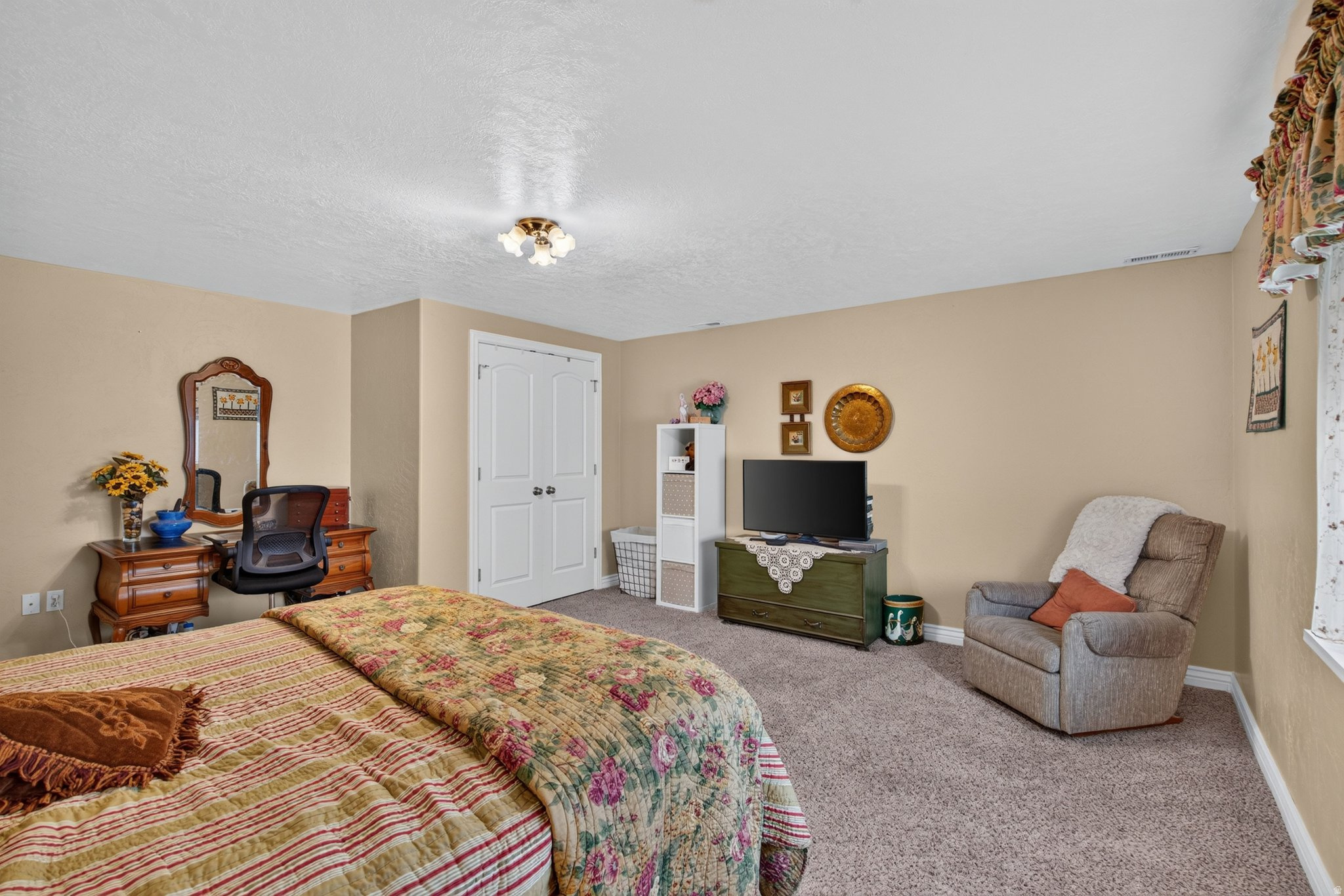 BROOKSIDE - Residential
