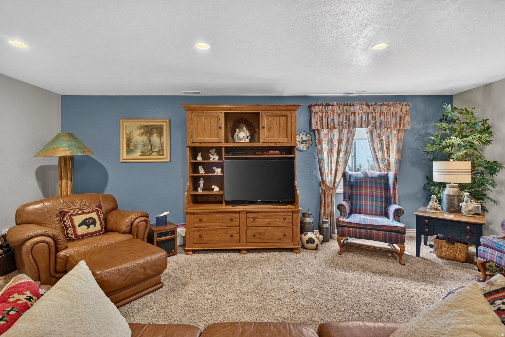 BROOKSIDE - Residential
