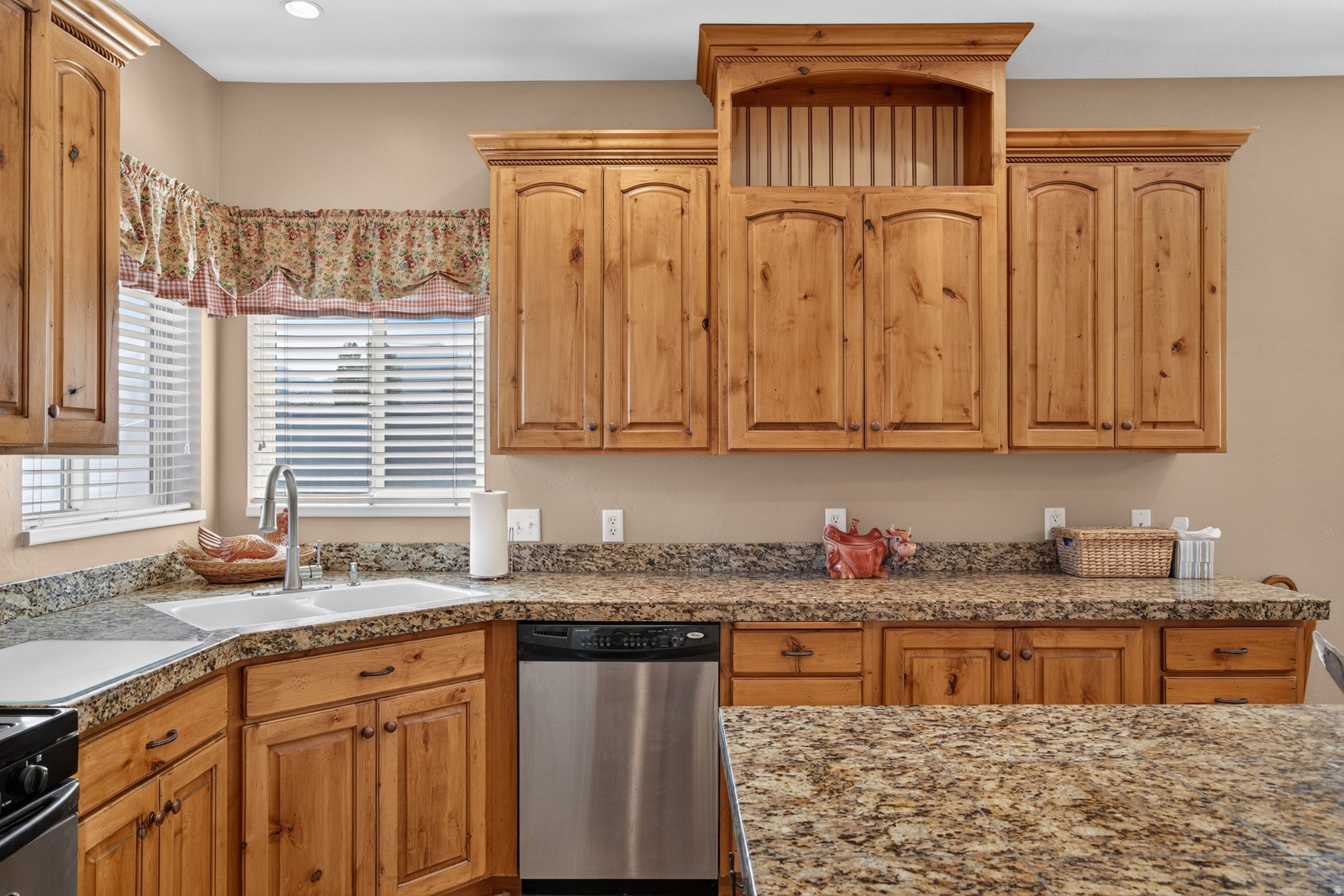 BROOKSIDE - Residential