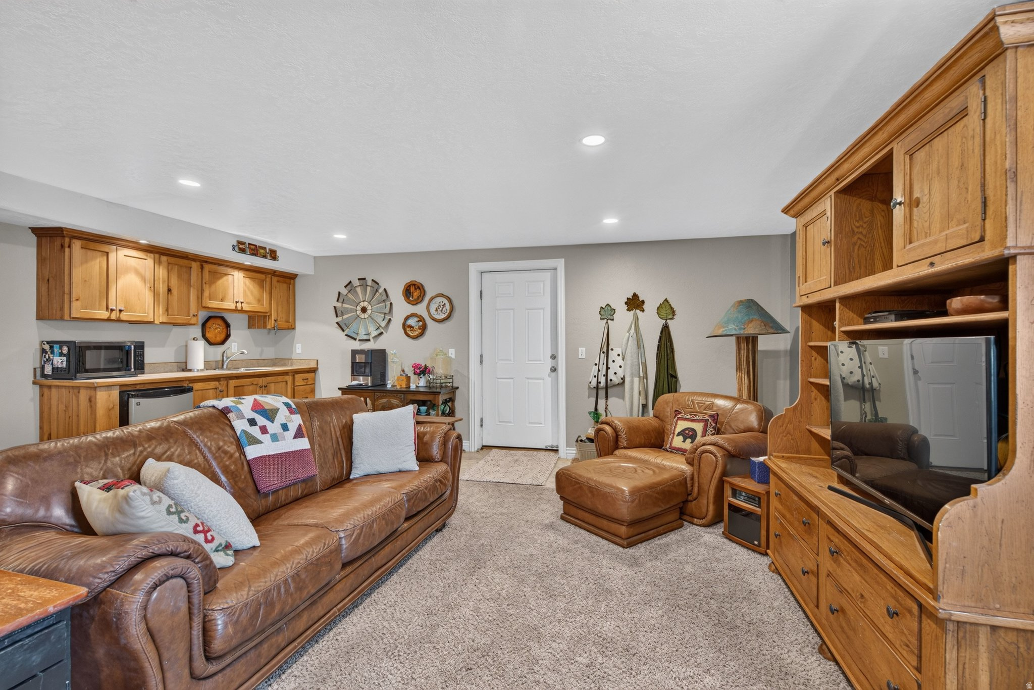 BROOKSIDE - Residential