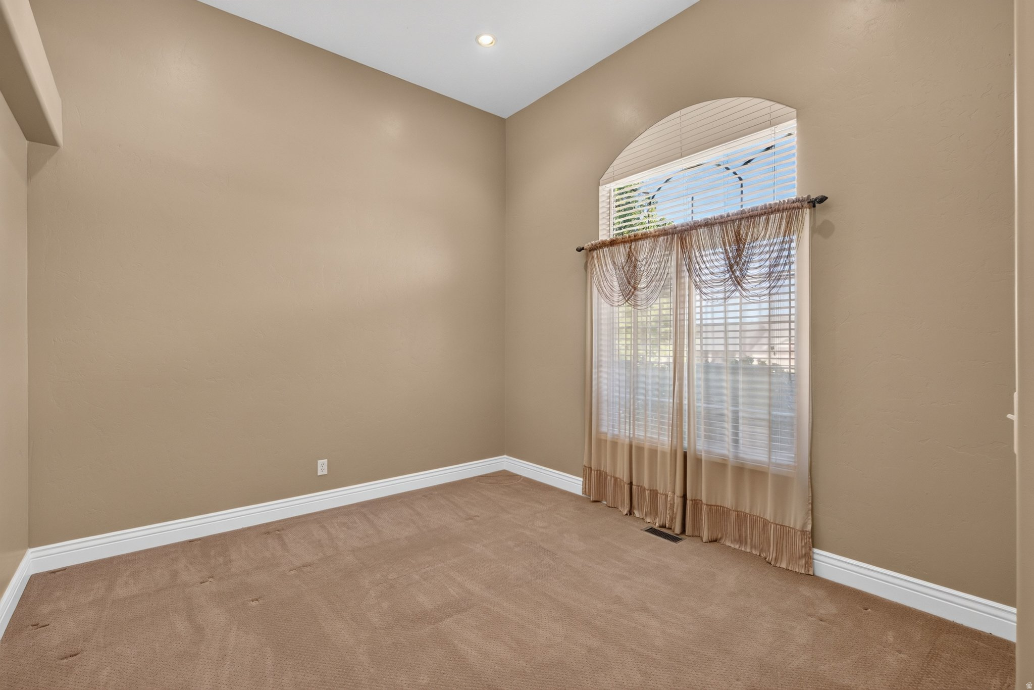 BROOKSIDE - Residential