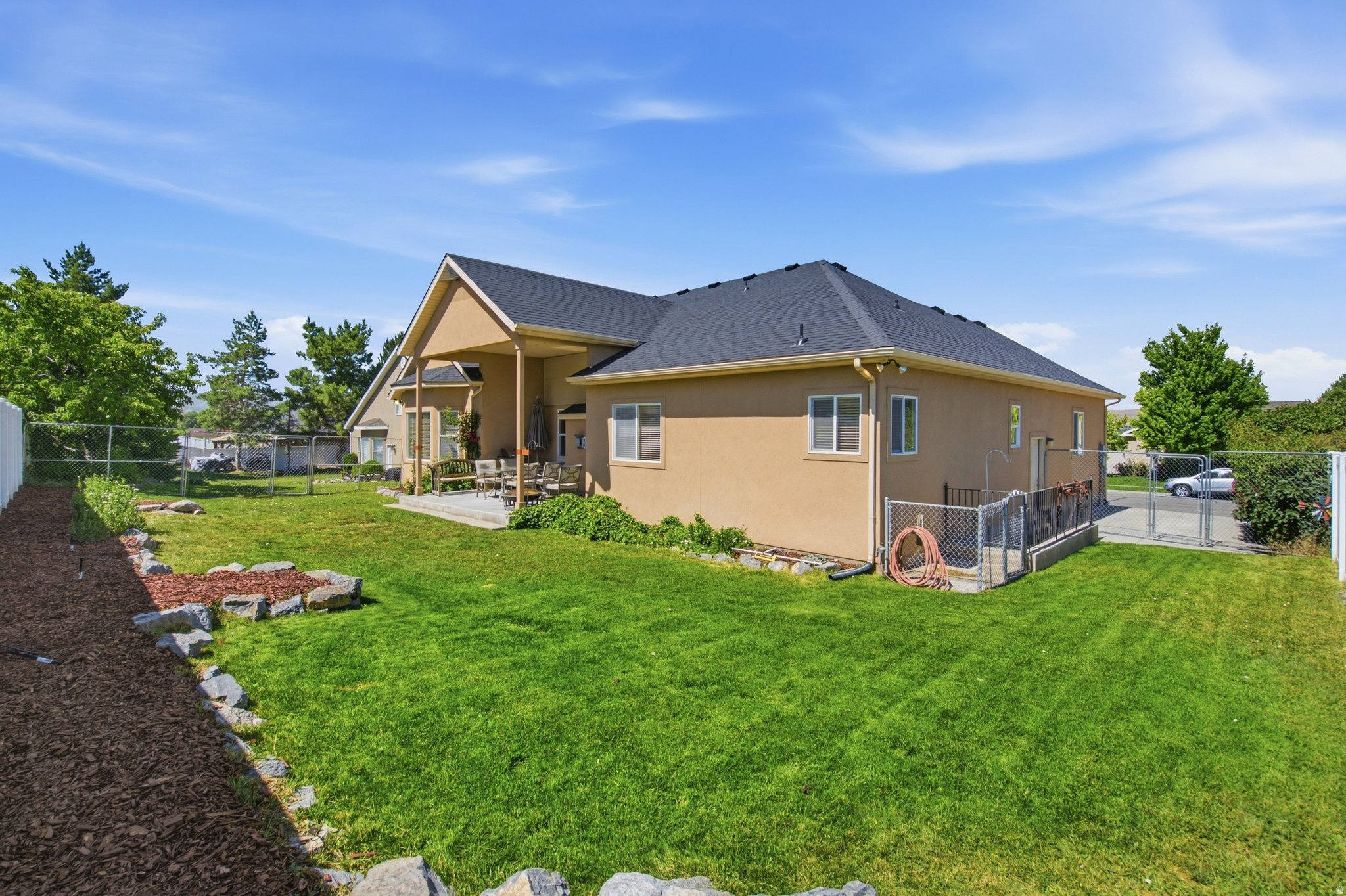 BROOKSIDE - Residential