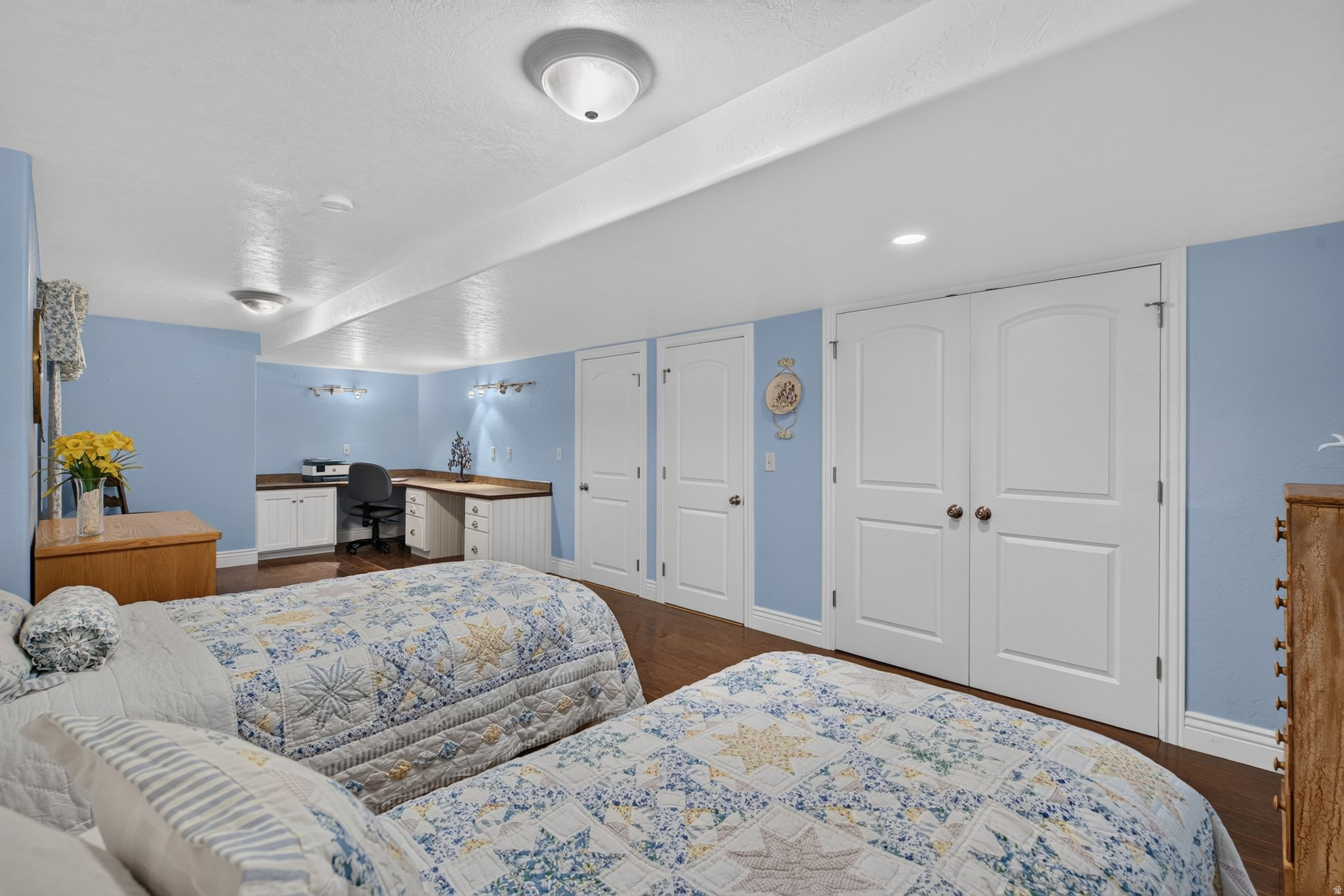 BROOKSIDE - Residential