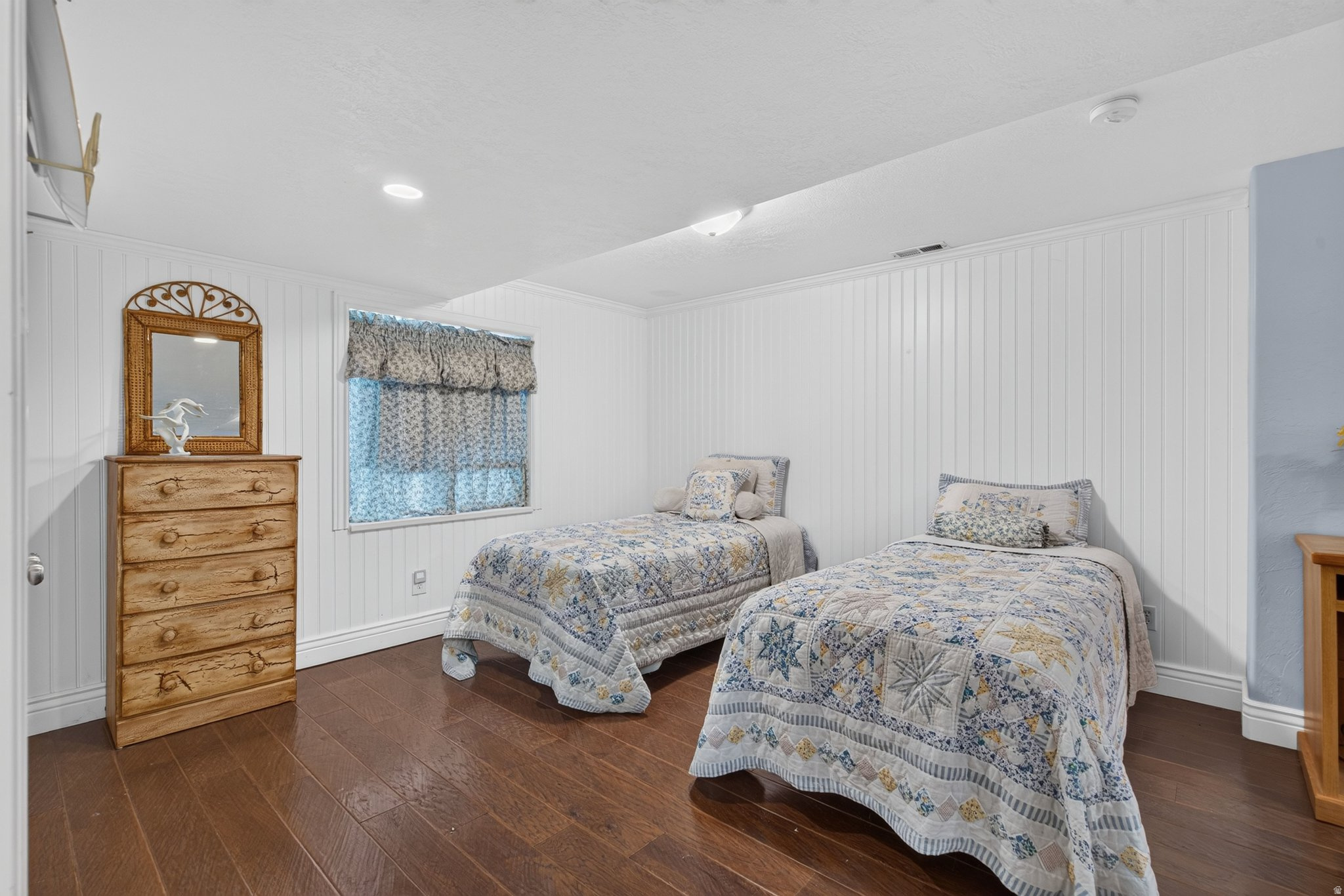 BROOKSIDE - Residential