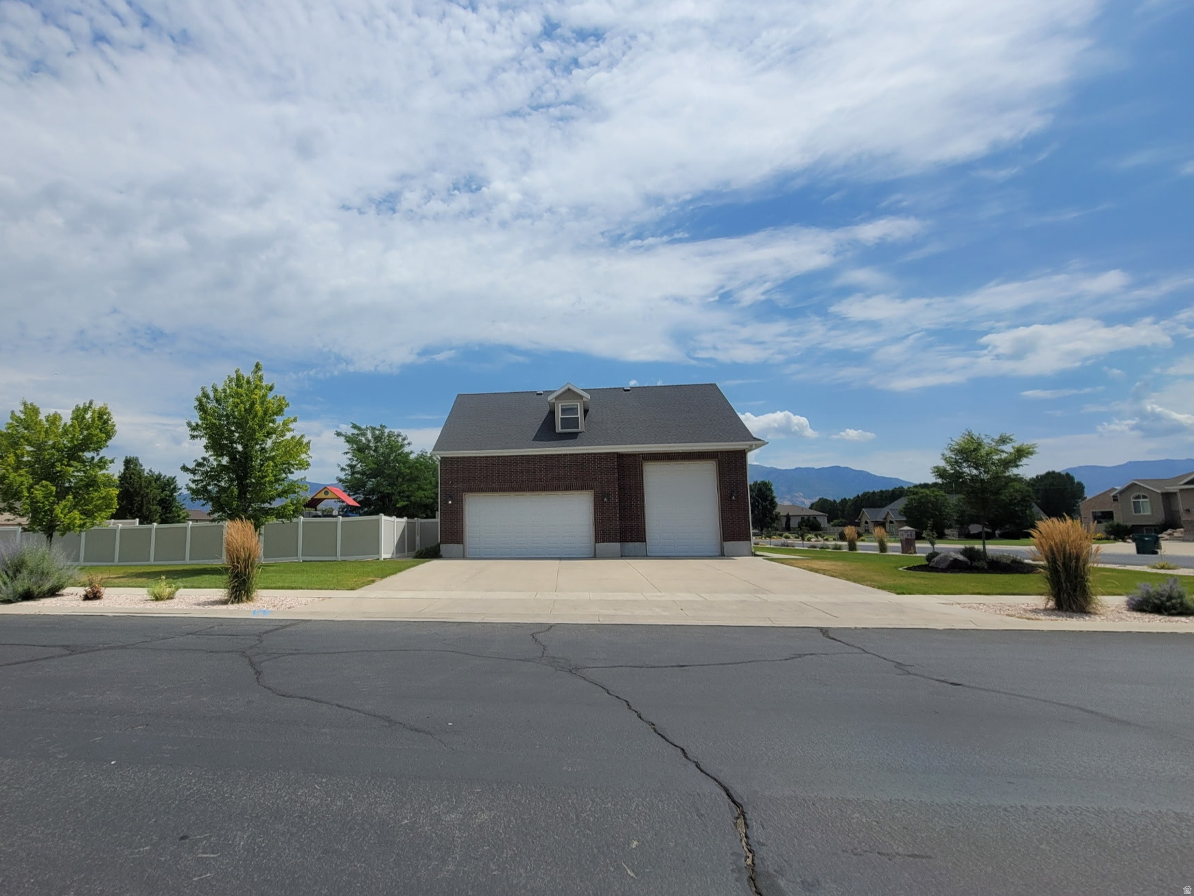 SECRIST ACRES - Residential