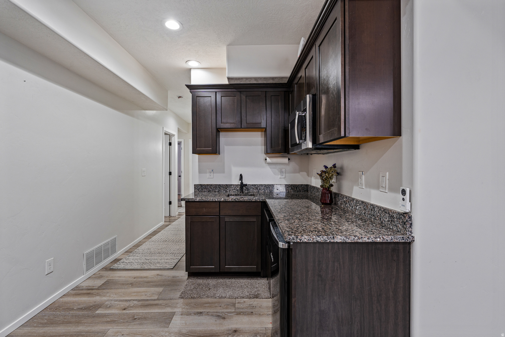 KENNECOTT - Residential