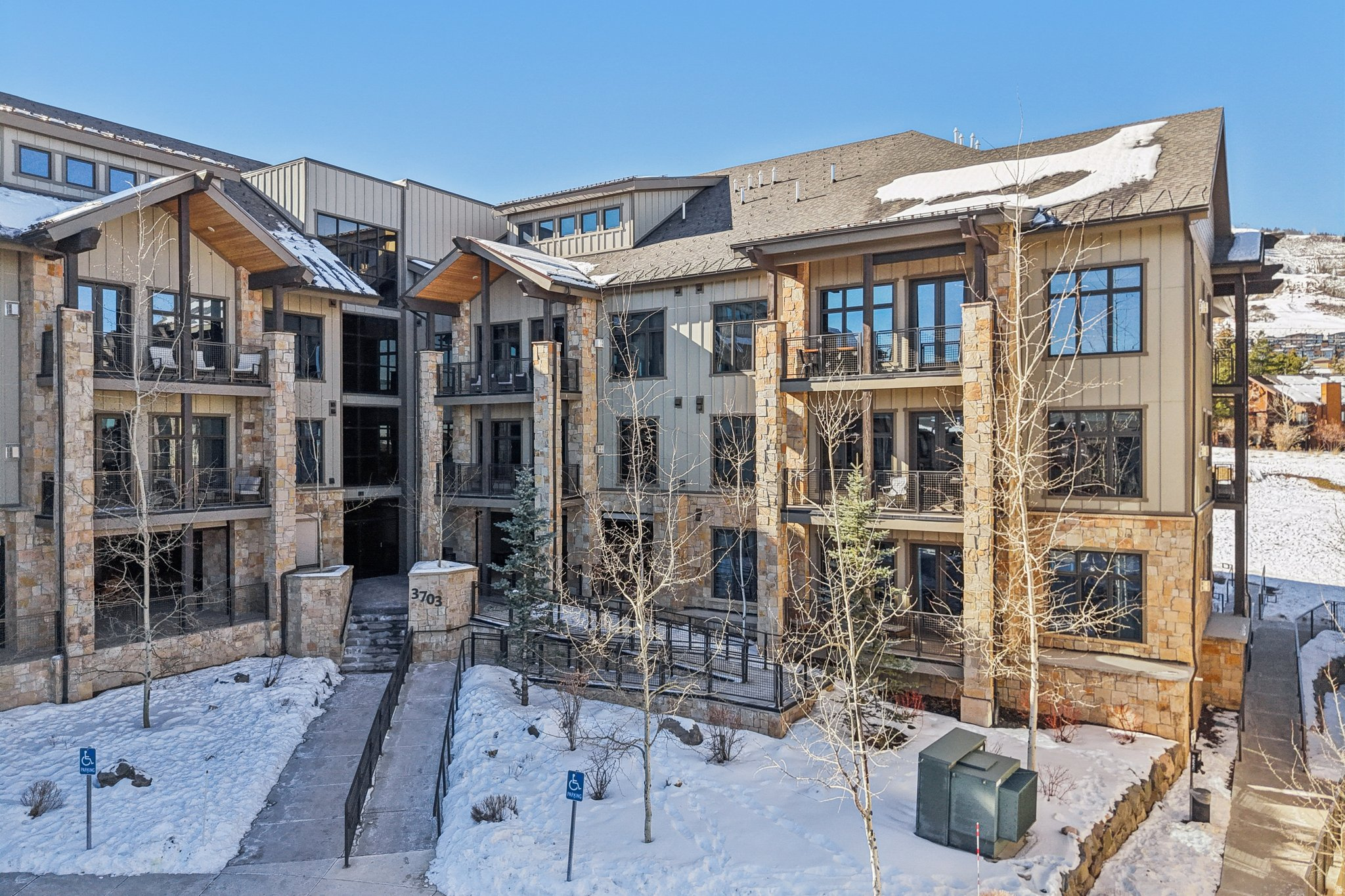 BLACKSTONE FLATS CONDOS - Residential