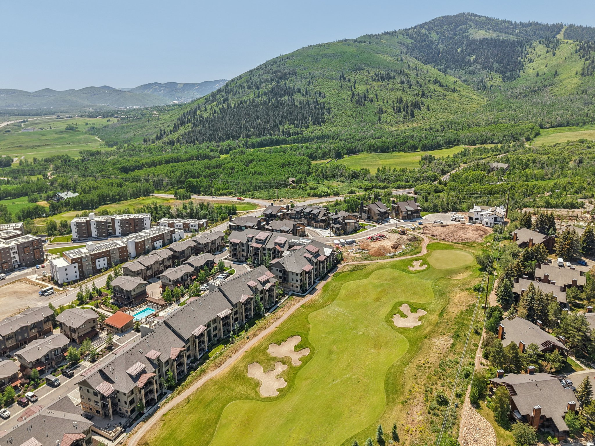 BLACKSTONE FLATS CONDOS - Residential