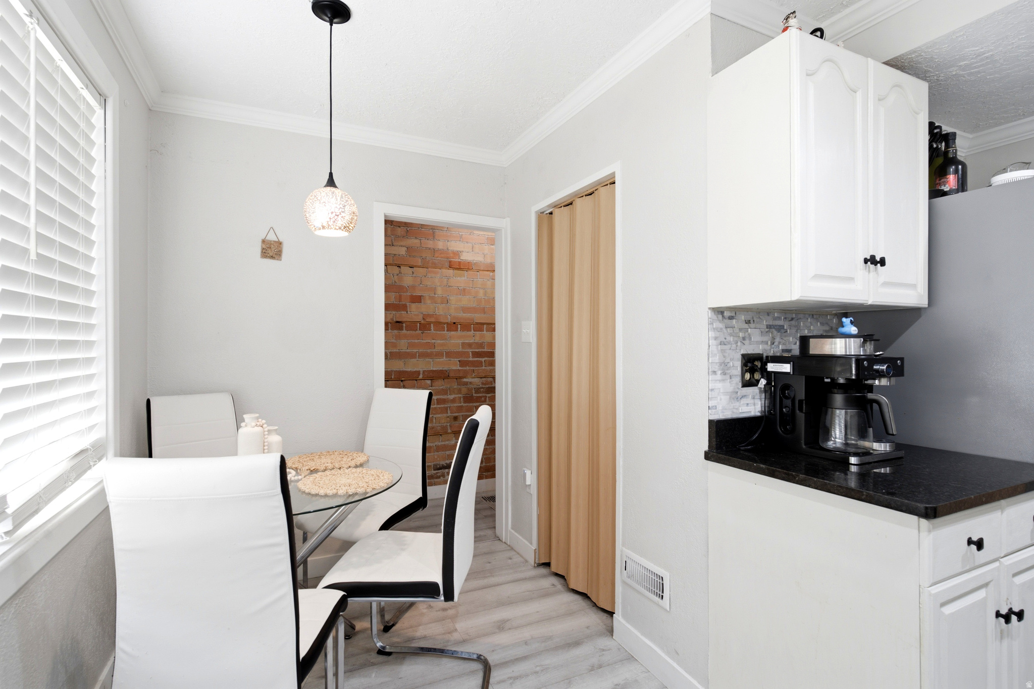 GRANDVIEW ACRES - Residential