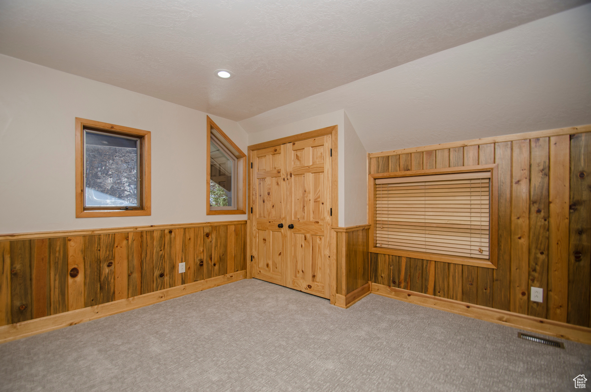 SILVER BELL ESTATES - Residential