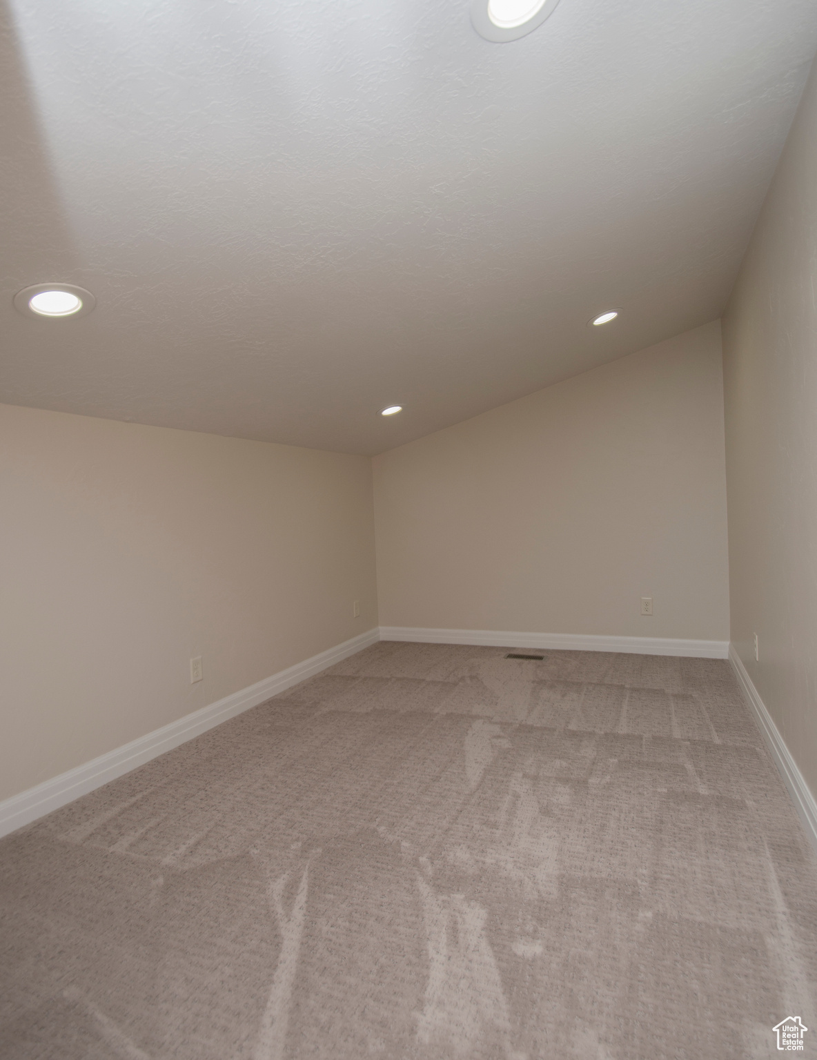 SILVER BELL ESTATES - Residential