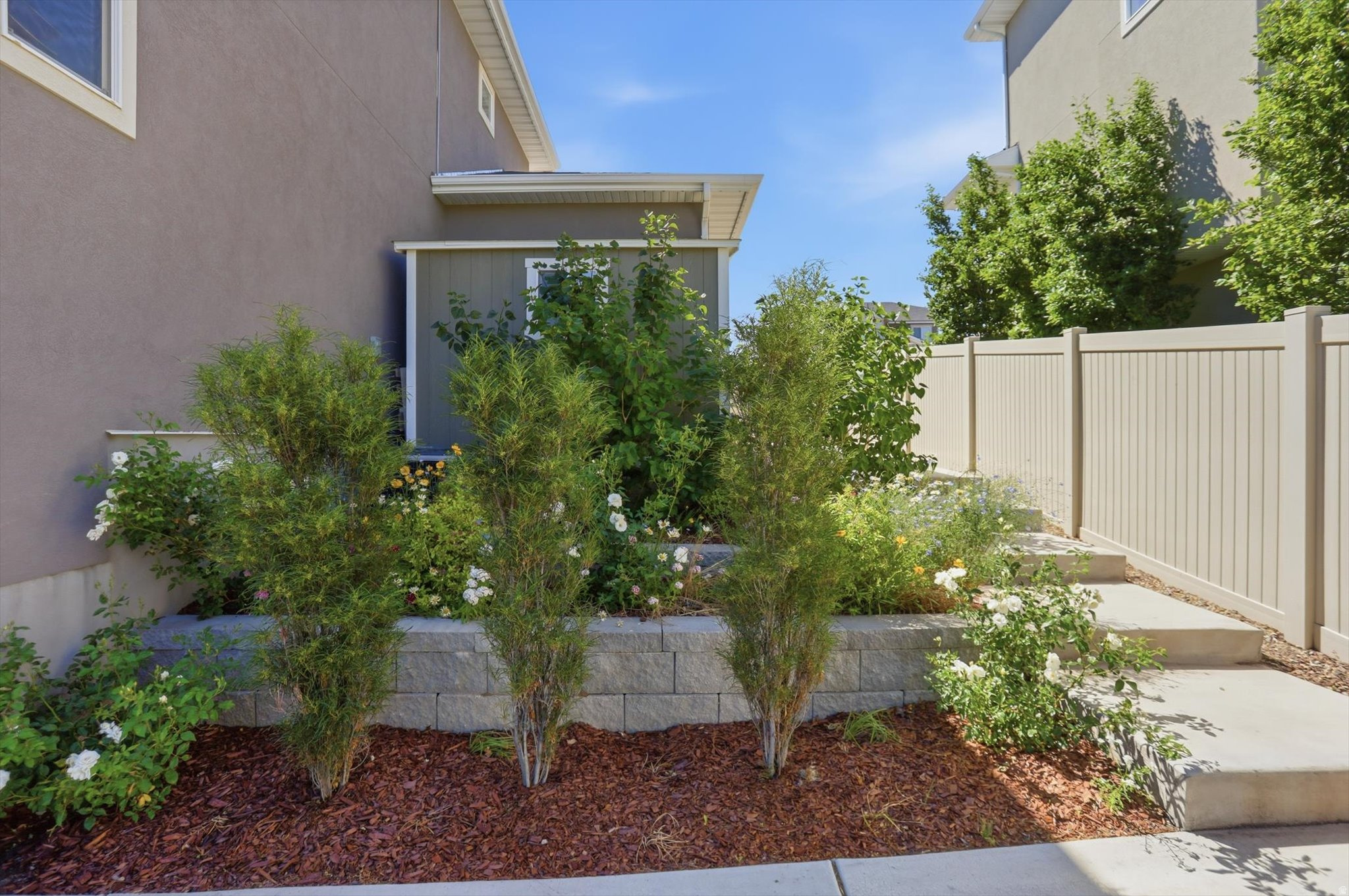 JUNIPER VISTA - Residential