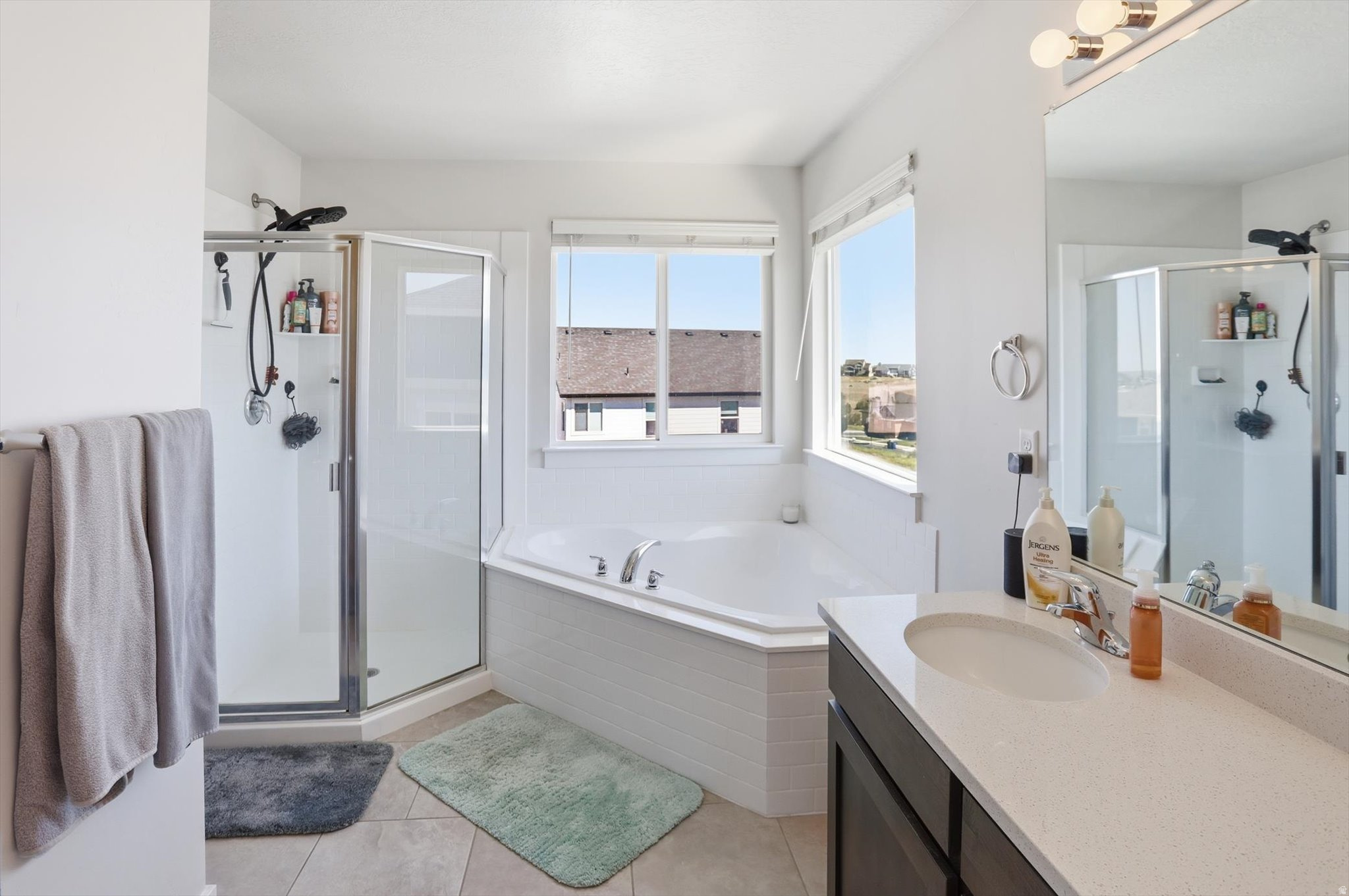JUNIPER VISTA - Residential