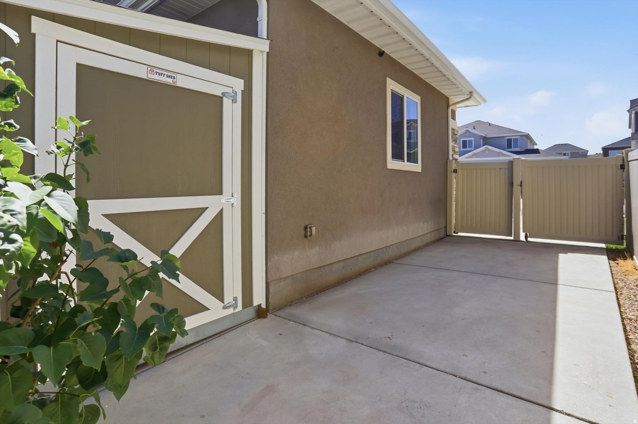 JUNIPER VISTA - Residential